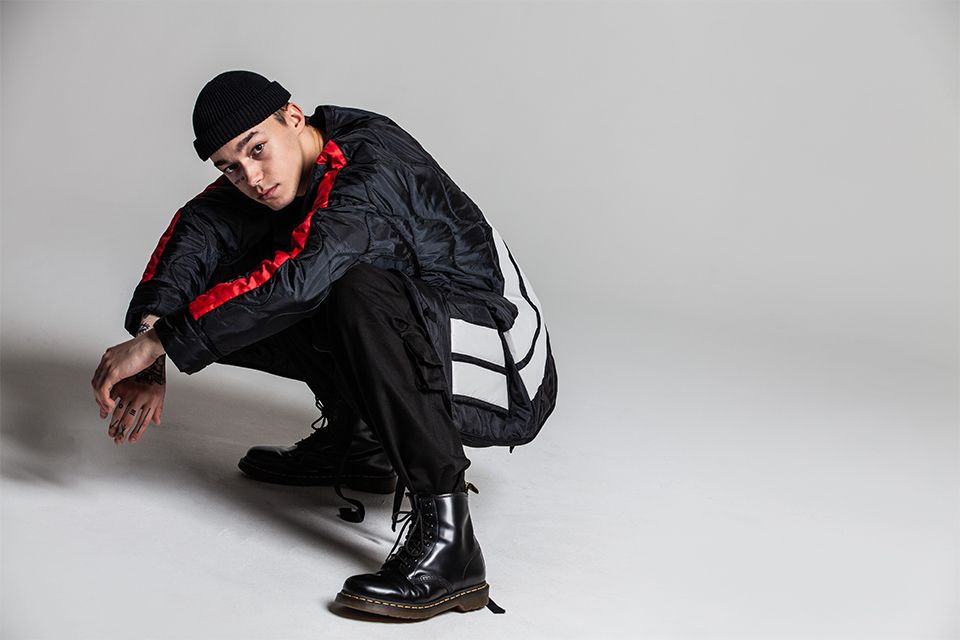 マジックスティックが2018-19年秋冬コレクションのルックブックを公開