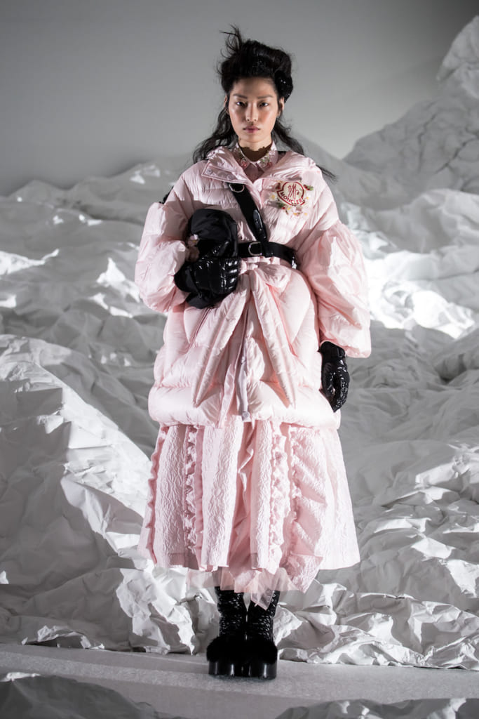 新年SALE!! Moncler x Simone Rocha ハット♡ 帽子 麦わら帽子 帽子