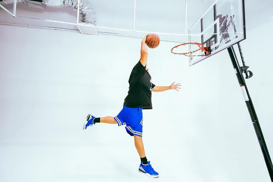 DJキャレドが新たな“Air Jordan 3”コラボシューズのオフィシャル写真を公開