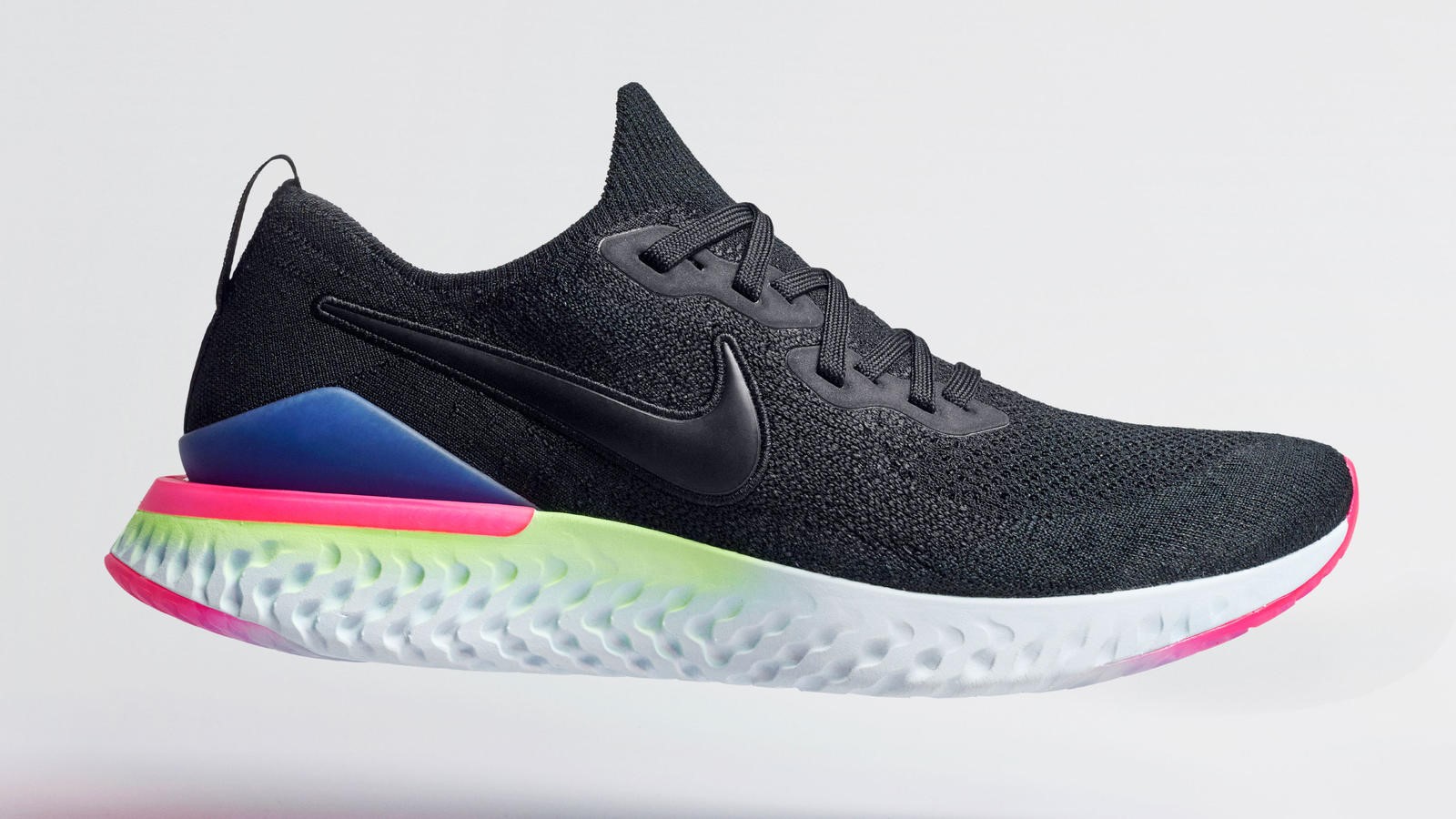 Nike Epic React Flyknitが刷新新モデルが2カラーで発売へ