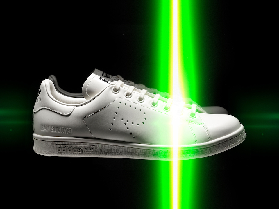 adidas by RAF SIMONSの新作は<br>だまし絵がテーマ？