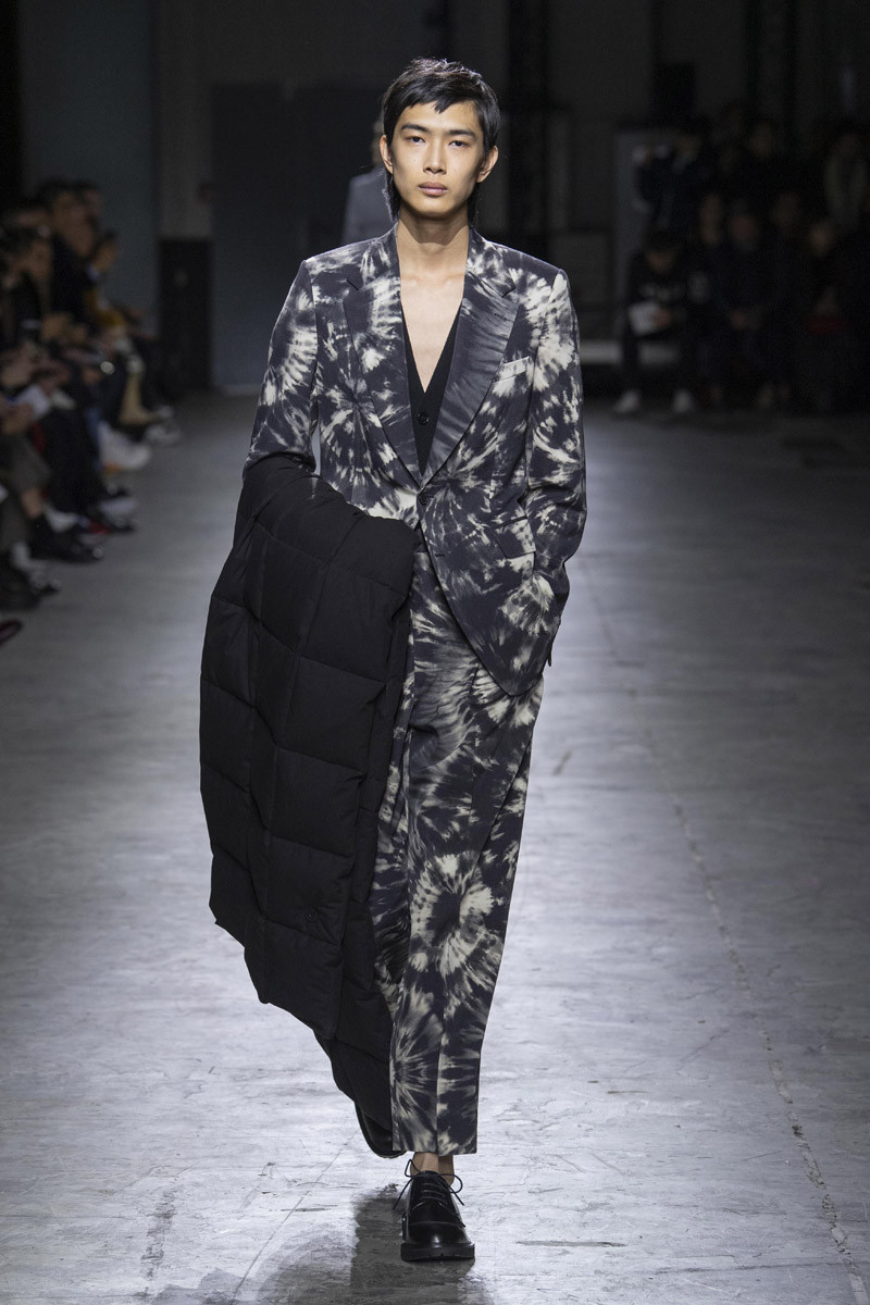 Dries Van Noten2019年秋冬コレクション | HIGHSNOBIETY.JP（ハイス ...