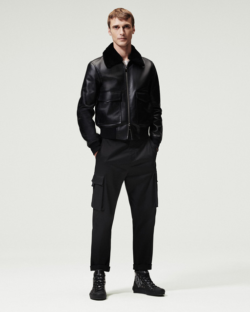 DIOR レザーウェア メゾンの真髄を表現。DIORメンズ新定番「ディオール エッセンシャル