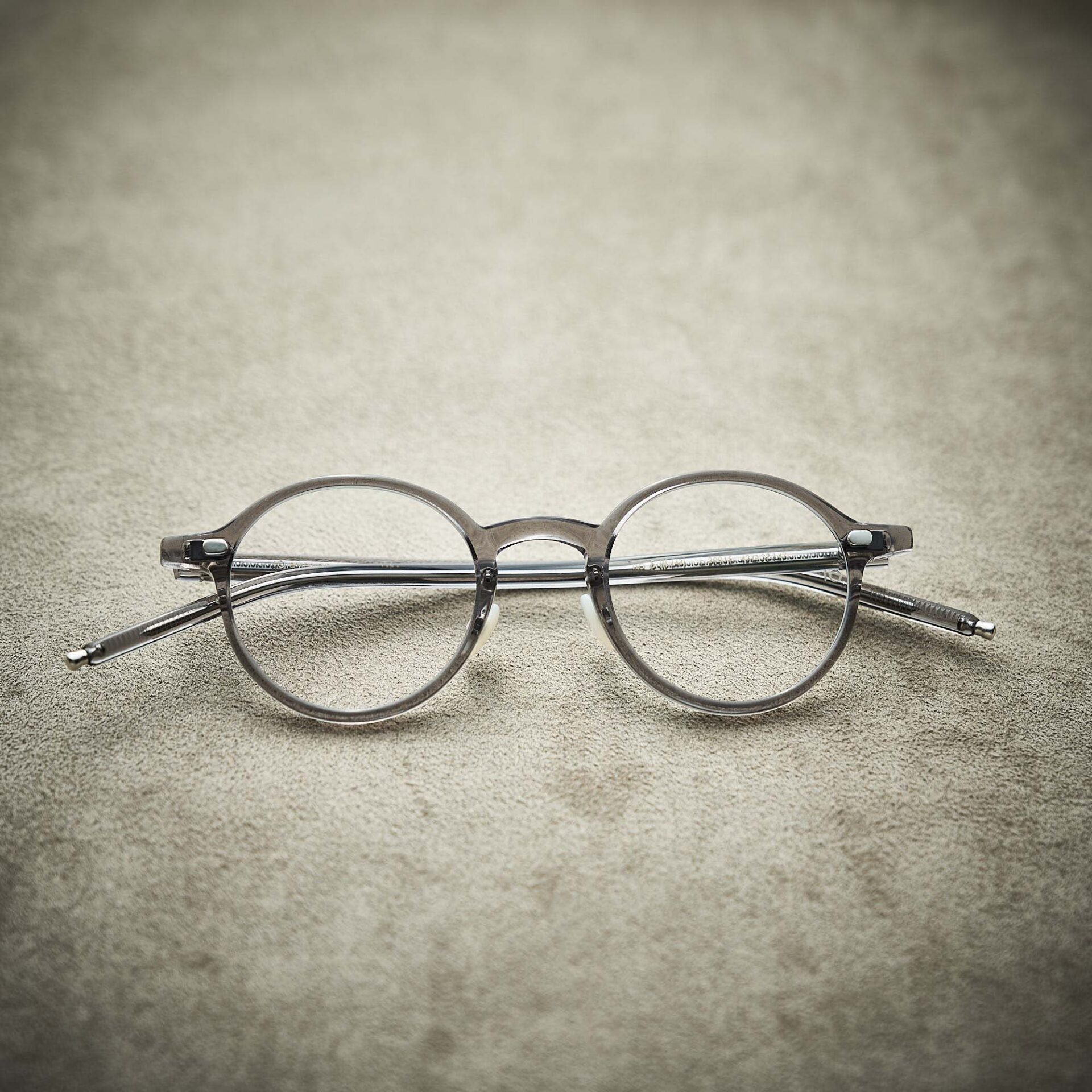 10 eyevan セルロイドコレクション」直営店限定カラー発売