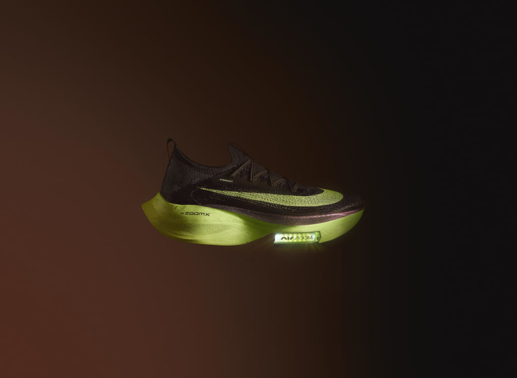Nike、厚底シューズ進化モデル「アルファフライネクスト％」今夏発売へ 