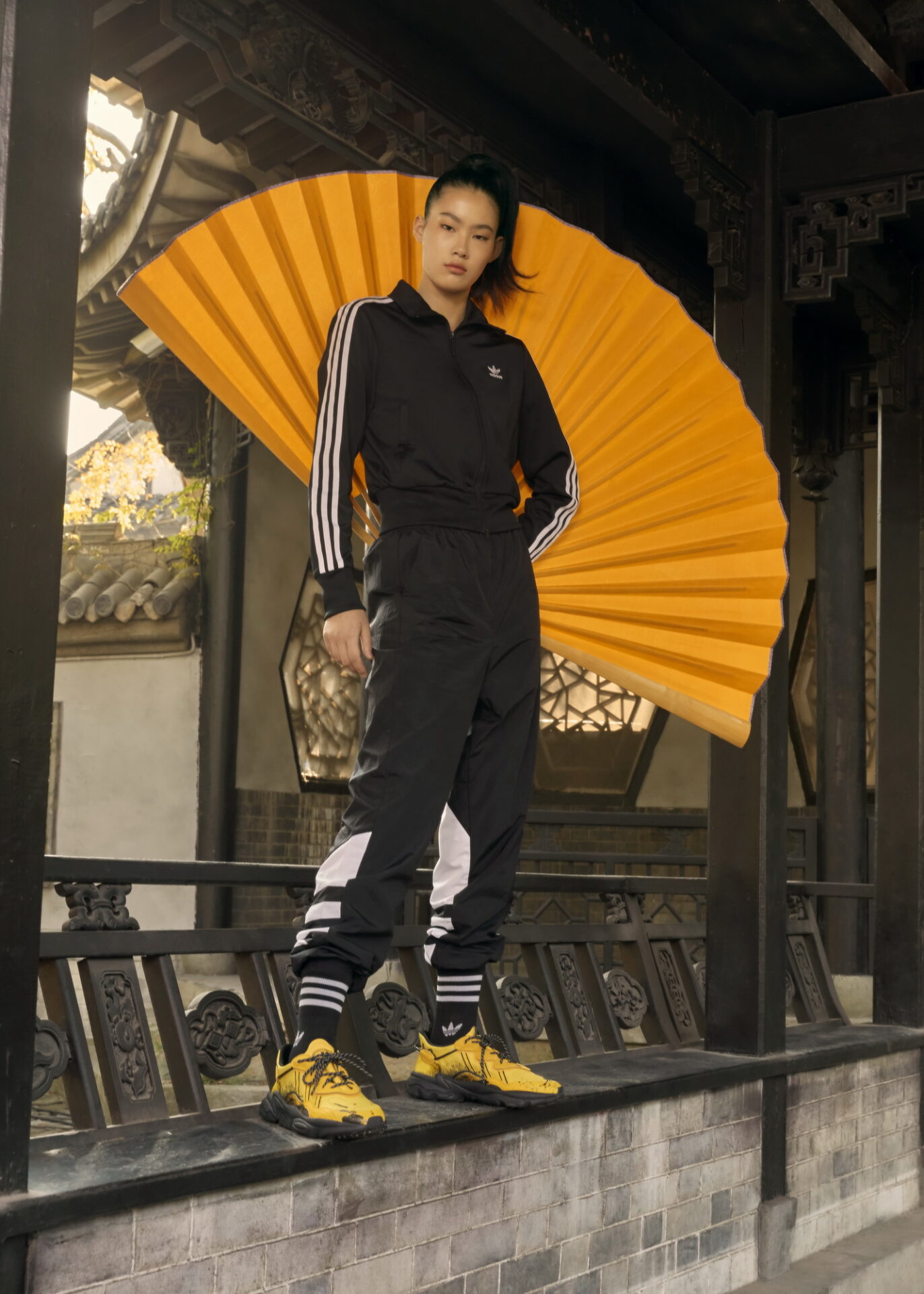 adidas Originals、エンジェル・チェンとの初コラボアイテム発売