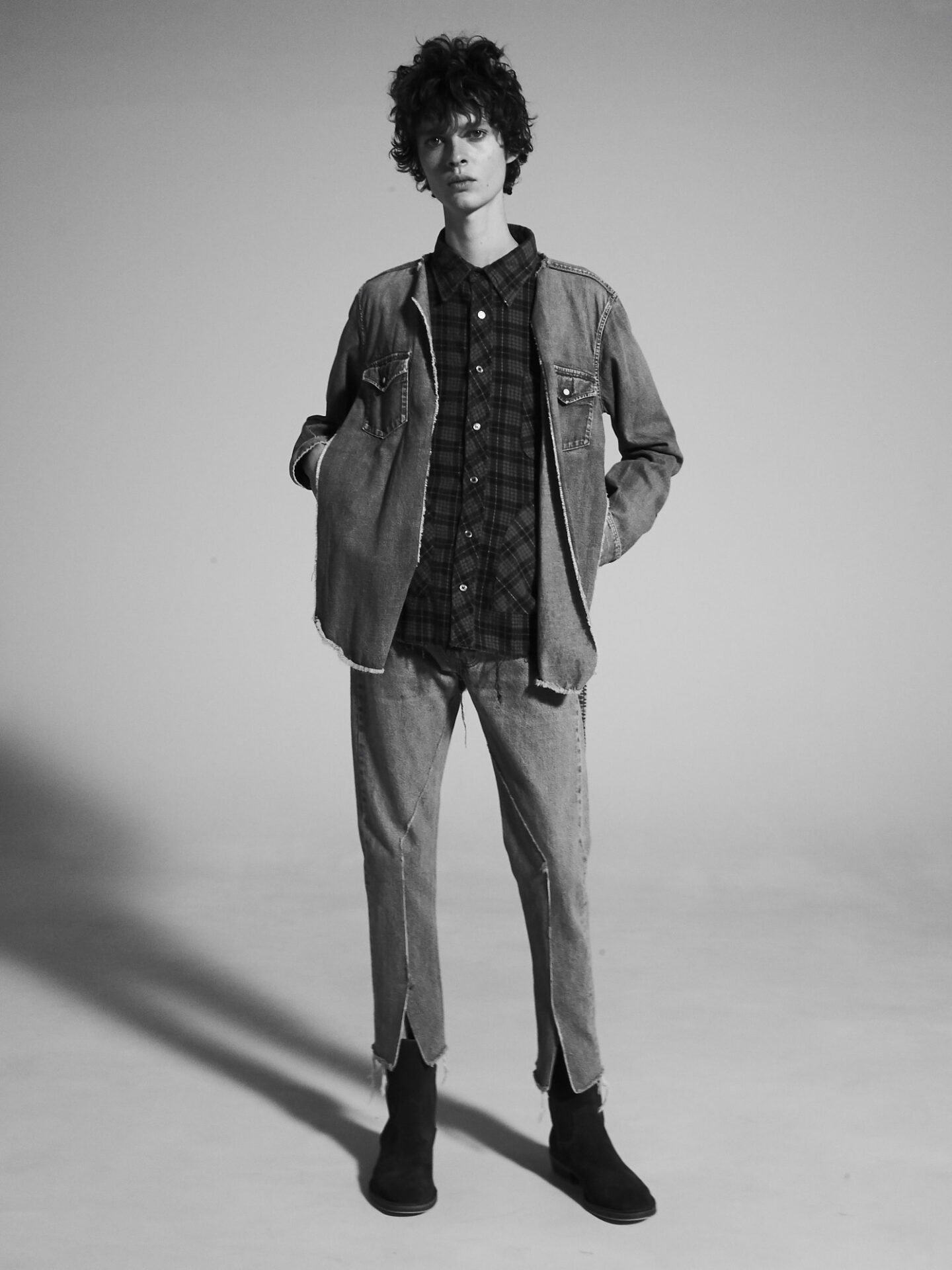 OLD PARK × MINEDENIM リメイク加工 デニムパンツ 再構築 9 MINEDENIM、リプロダクトブランドとコラボ | HIGHSNOBIETY.JP（ハイス