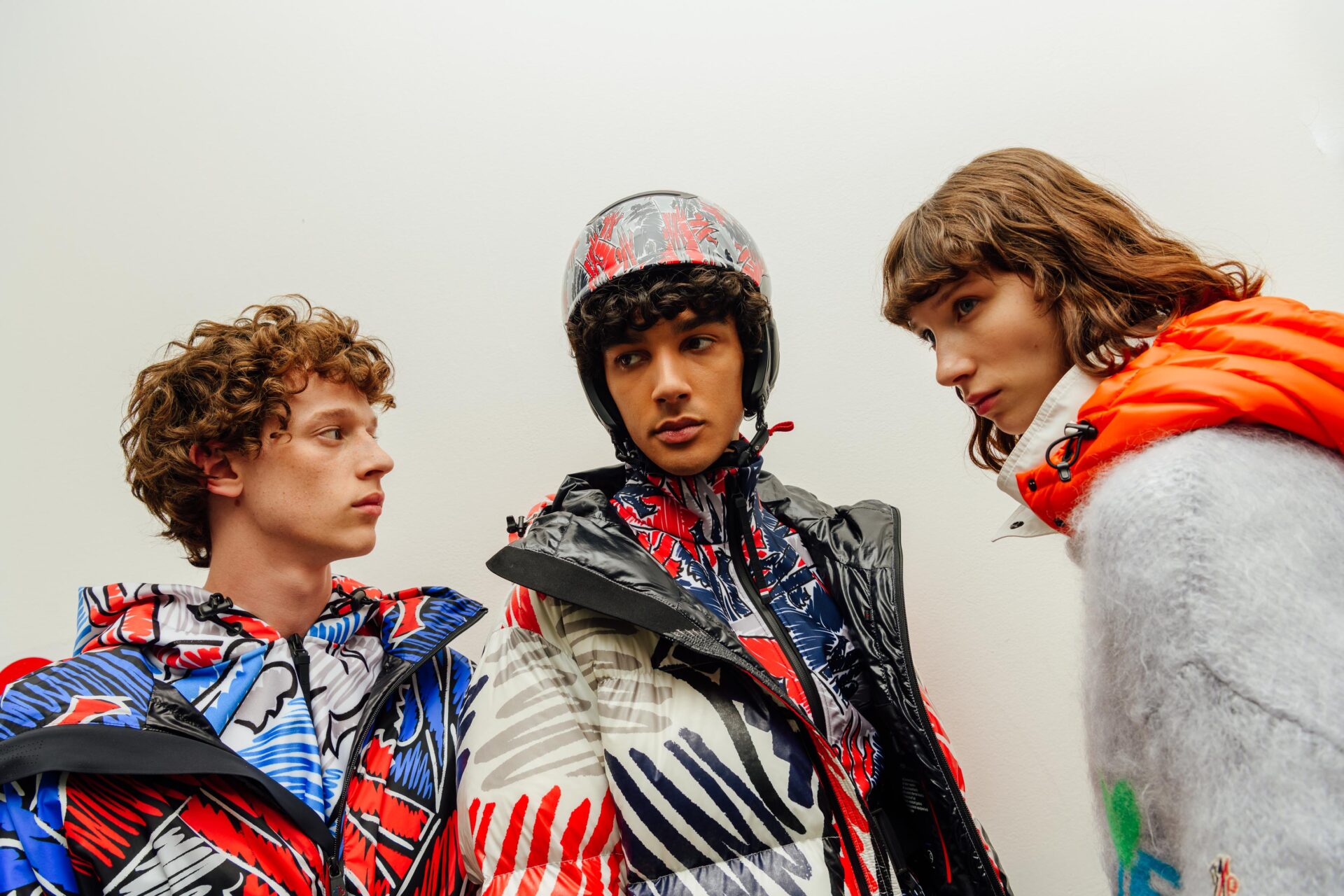 MONCLER、2020-2021年秋冬コレクション発売 カラフルな幾何学柄を一面