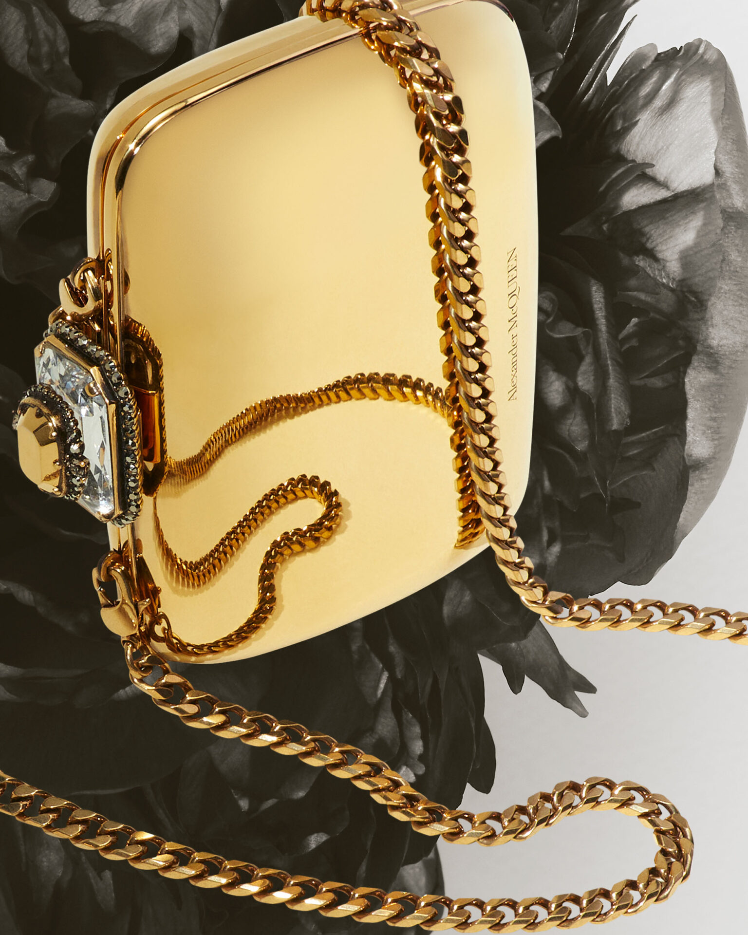 Alexander McQueen、ギフトコレクション発売 メタルスカルアイテムも