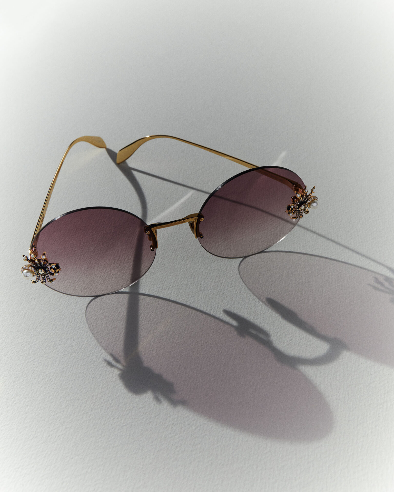 Alexander McQueen、ギフトコレクション発売 メタルスカルアイテムも