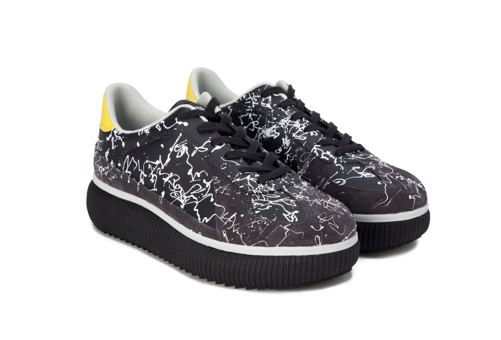 Onitsuka Tiger、日本の職人の手による新作シューズ2型発売