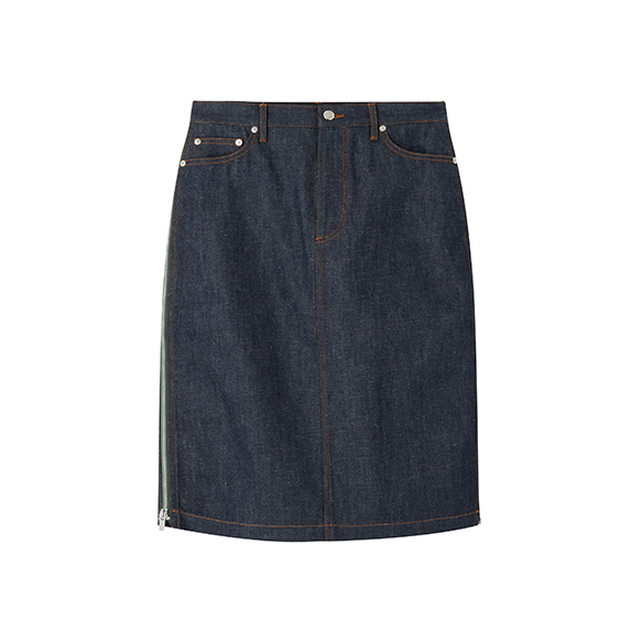 A.P.C.×sacai発売 両ブランドの個性を融合したミニマムかつユニークな