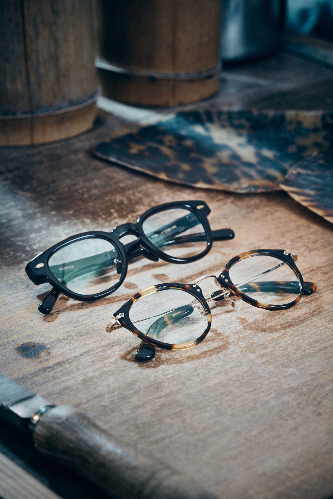 EYEVAN べっ甲 ラウンド型メガネ 箱ケース付属 EYEVAN特注のべっ甲眼鏡が登場 | HIGHSNOBIETY.JP（ハイスノバ