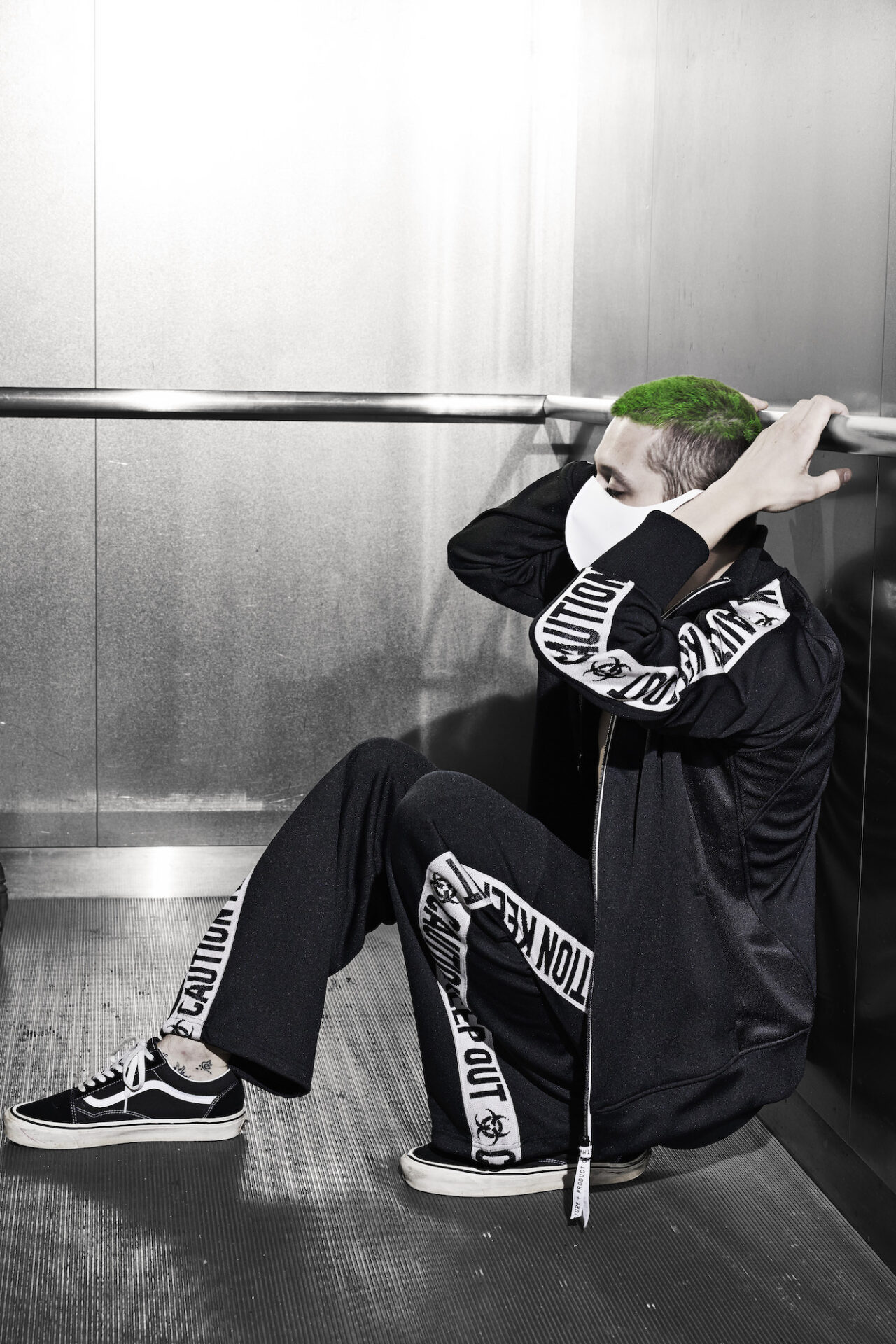 新品 beauty:beast ビューティビースト　サルエルイージーパンツ beauty:beast完全復活 アイコンアイテムが復刻 | HIGHSNOBIETY.JP