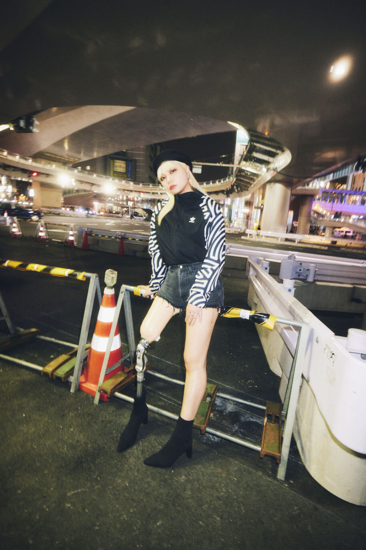 円のグラフィックが踊る adidasコラボコレクション | HIGHSNOBIETY.JP