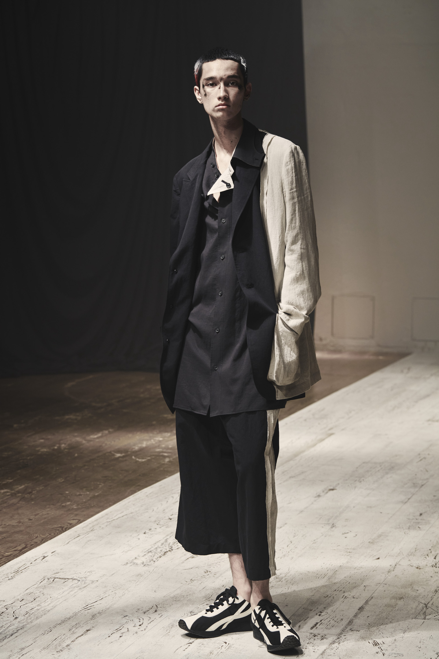 yohji yamamoto pour hommeパンツ - スラックス