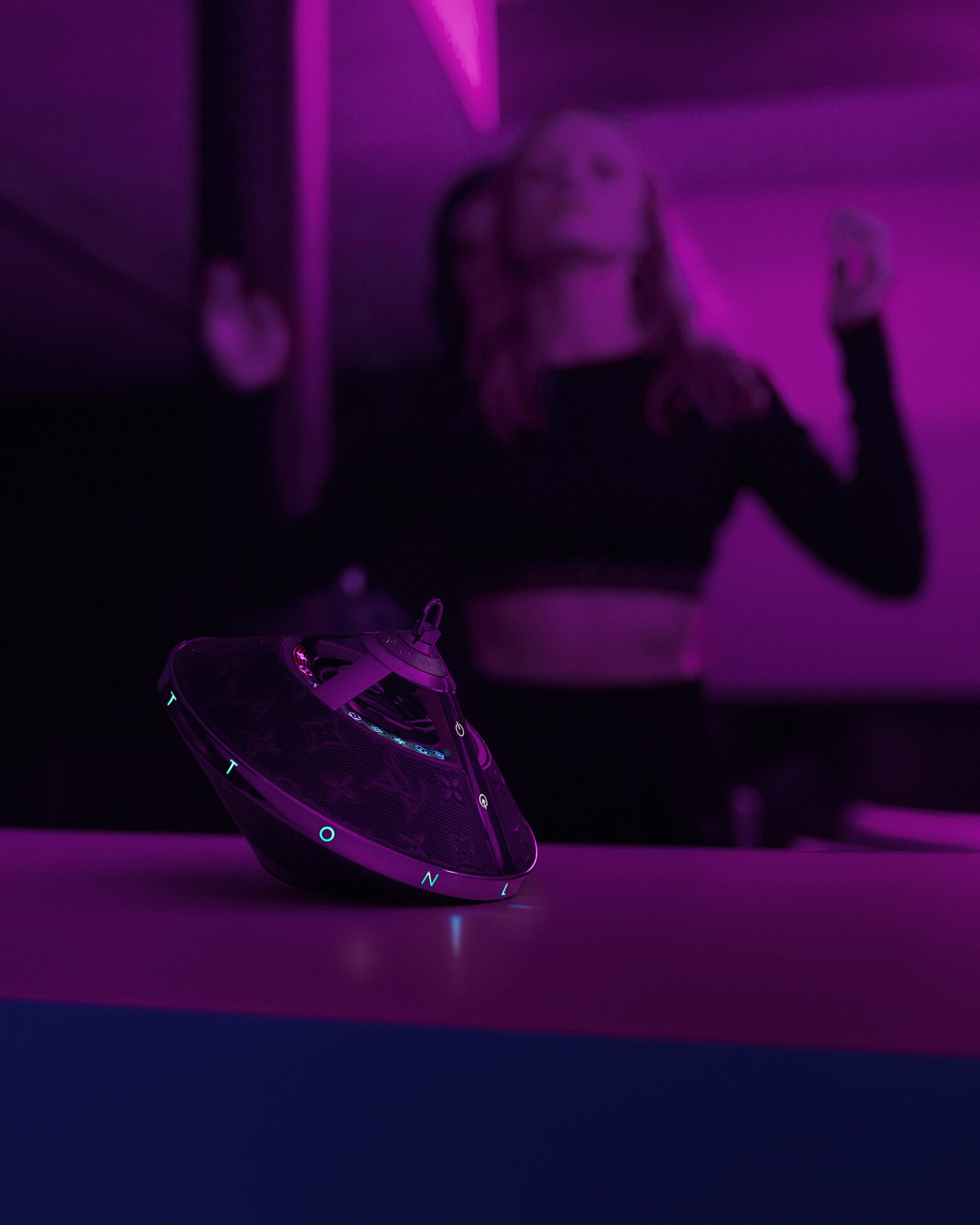 LOUIS VUITTON、新ワイヤレススピーカー発売 アートオブジェにも