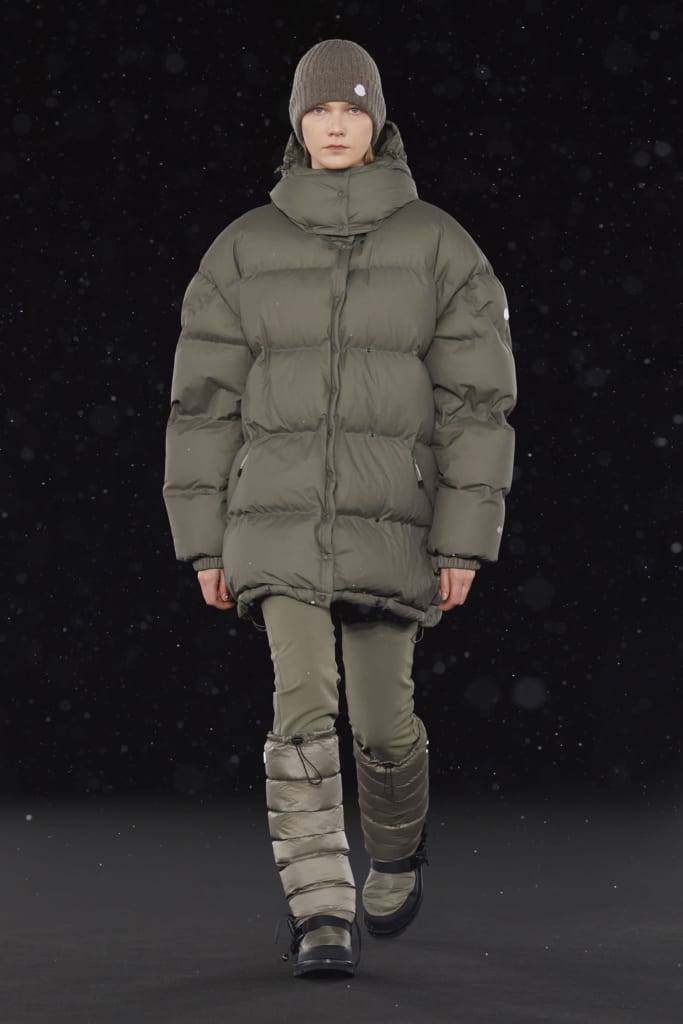 HYKEと初コラボ 4 MONCLER HYKE発売 | HIGHSNOBIETY.JP（ハイスノバ 