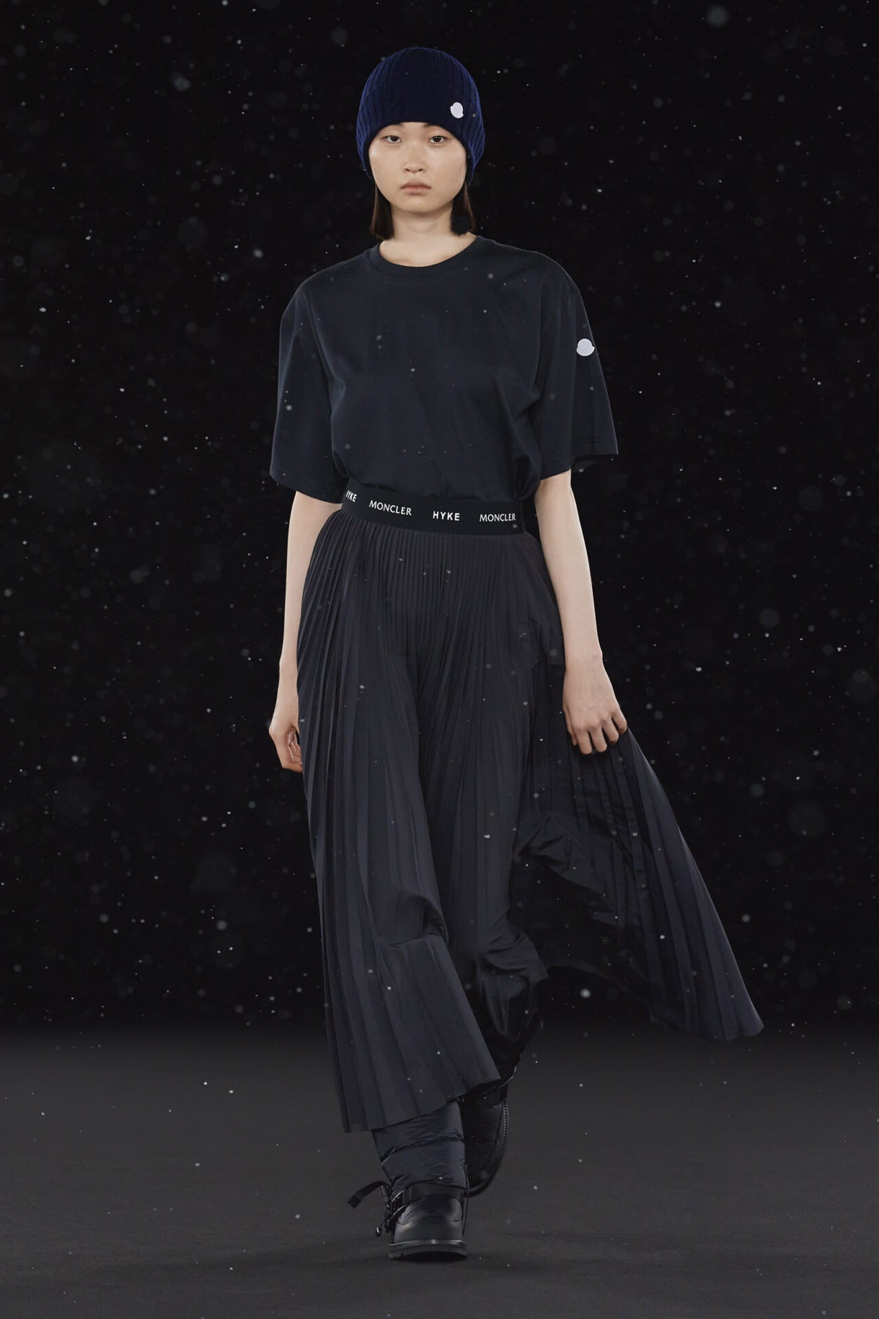 HYKEと初コラボ 4 MONCLER HYKE発売 | HIGHSNOBIETY.JP（ハイス