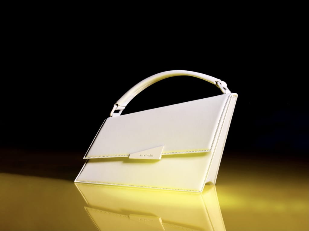 Acne Studios、2021年秋冬新作バッグ | HIGHSNOBIETY.JP（ハイスノバ  