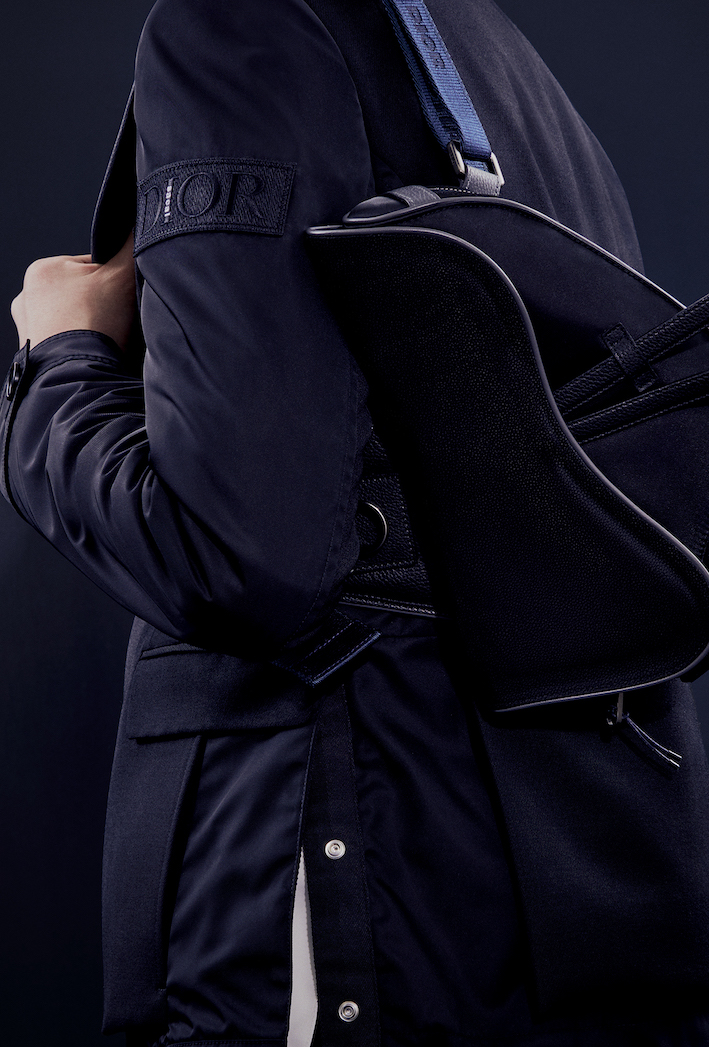 ディオール ＆ サカイ」カプセルコレクション日本先行発売