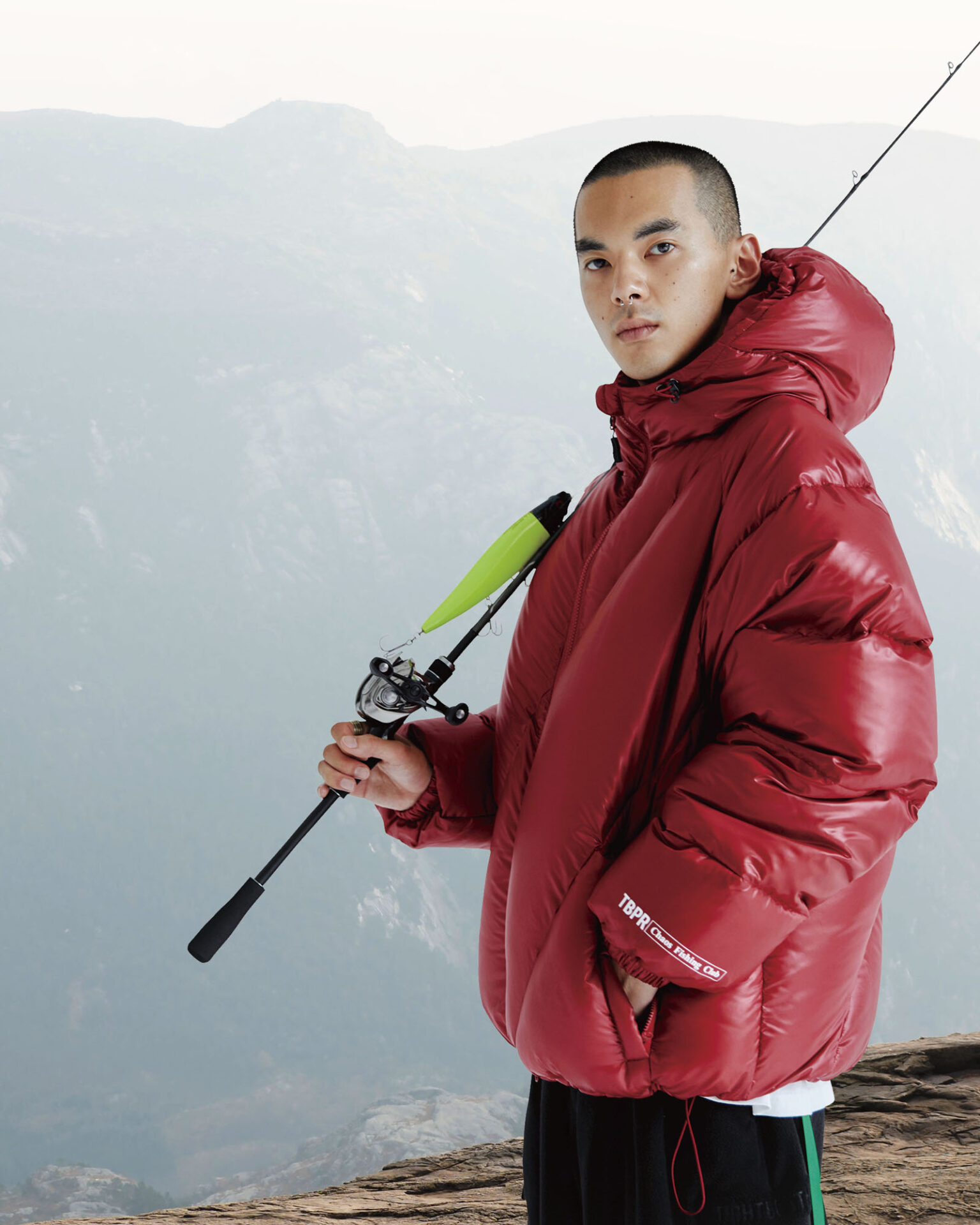 タイトブース カオスフィッシングクラブ アノラック TIGHTBOOTH×Chaos Fishing Club コラボアウトドアウェア発売