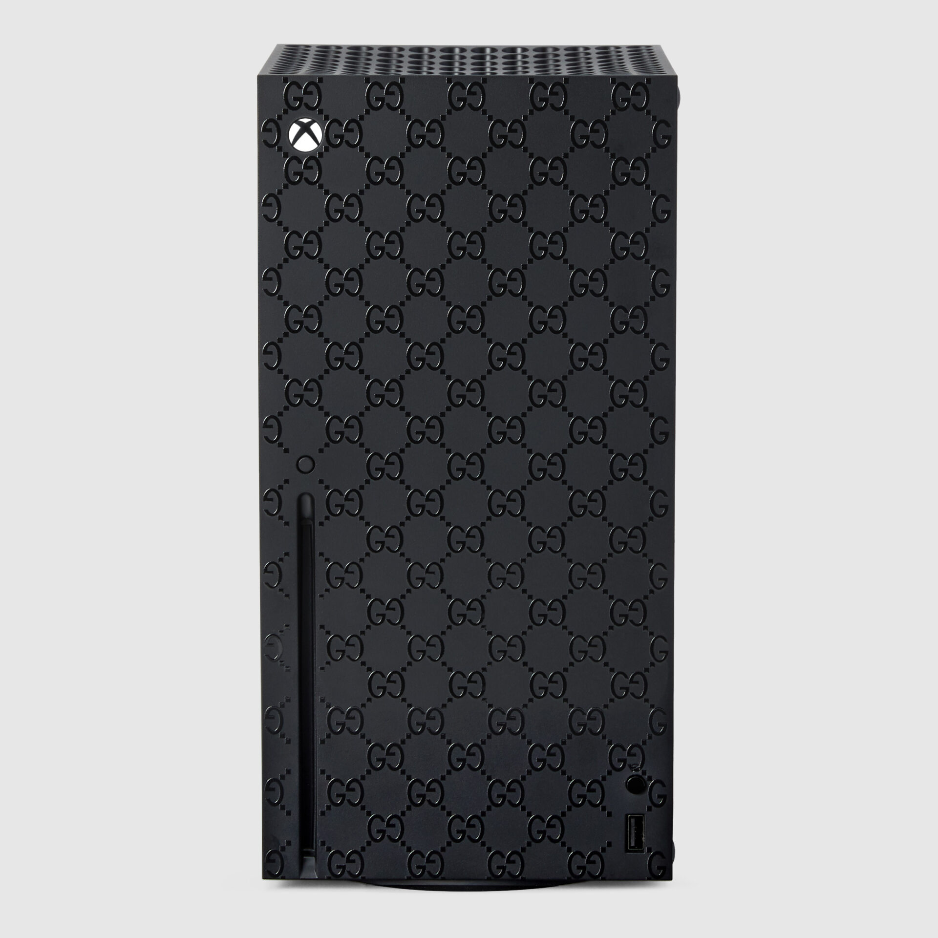 世界限定100台 GUCCI仕様のXboxセット発売 | HIGHSNOBIETY.JP