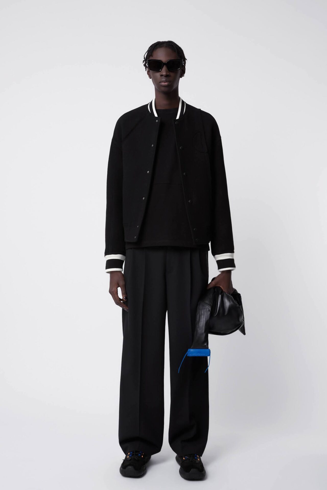 ADER ERROR アーダーエラー　ZARA コート　ブラック 12月1日発売【ADER ERROR x ZARA “CYCLE A to Z”】エッジの効い