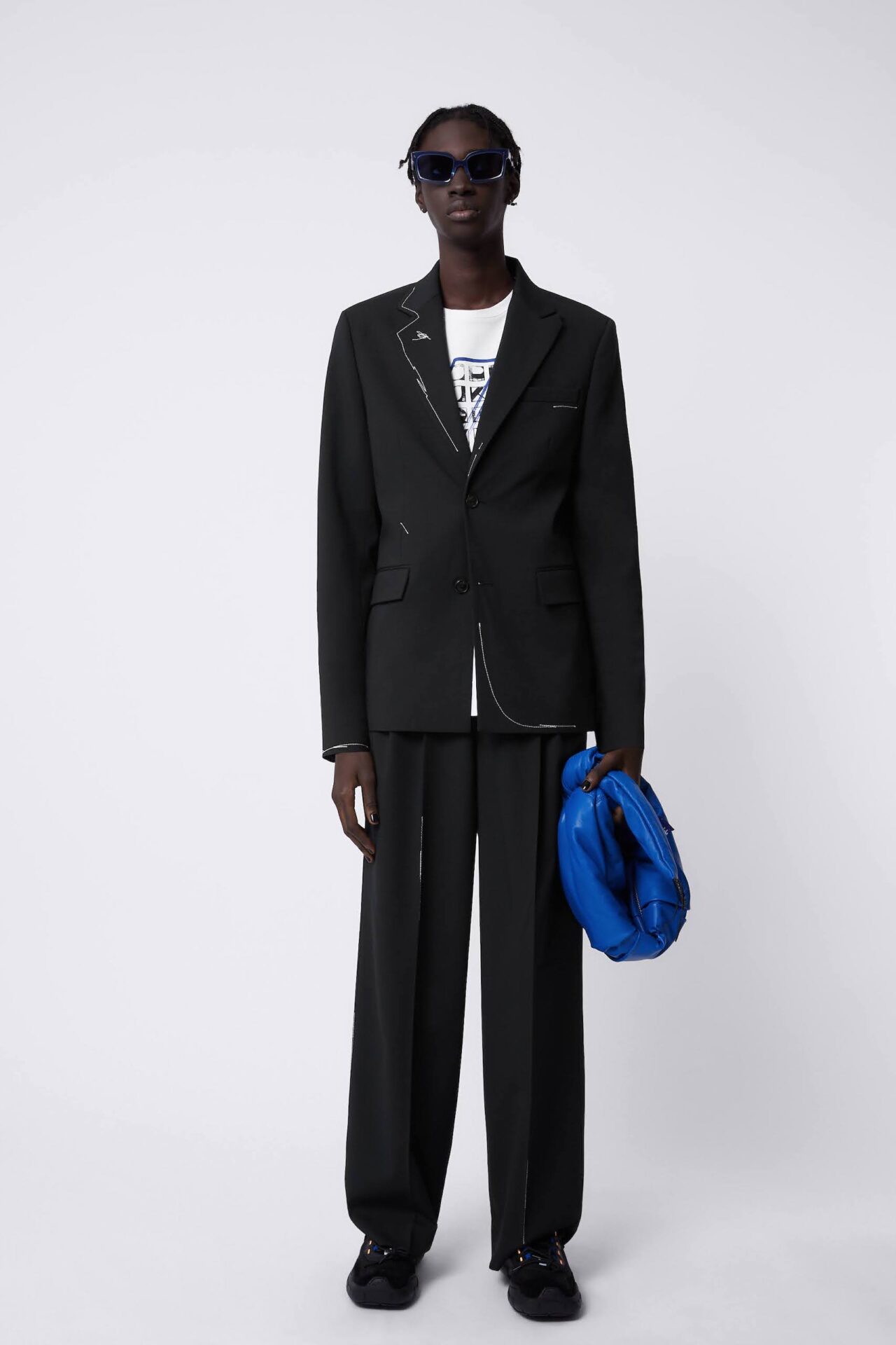 ADER ERROR アーダーエラー　ZARA コート　ブラック 12月1日発売【ADER ERROR x ZARA “CYCLE A to Z”】エッジの効い