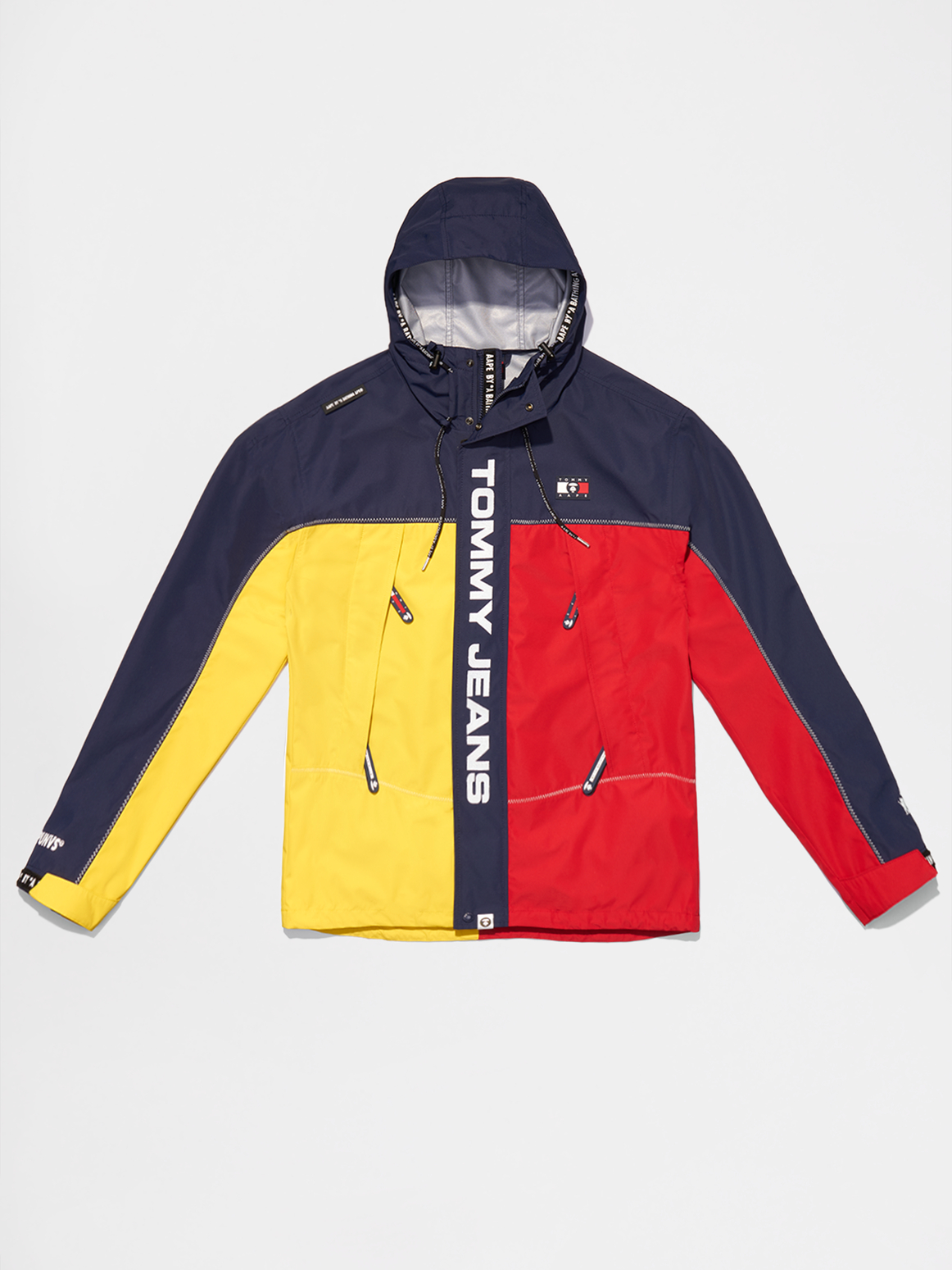 TOMMY JEANS × AAPE、カプセルコレクション第2弾を発売 | HIGHSNOBIETY 