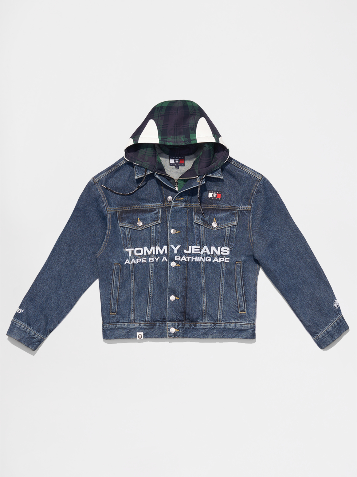 TOMMY JEANS × AAPE、カプセルコレクション第2弾を発売 | HIGHSNOBIETY