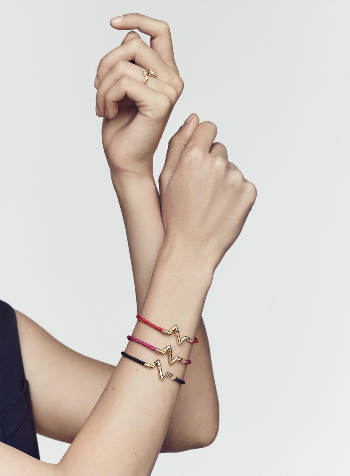 LOUIS VUITTON、「LV ヴォルト」コレクションから新作を発表