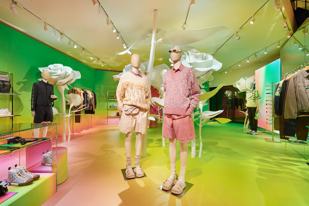 DIOR サマーコレクションにフォーカスしたポップアップを東京