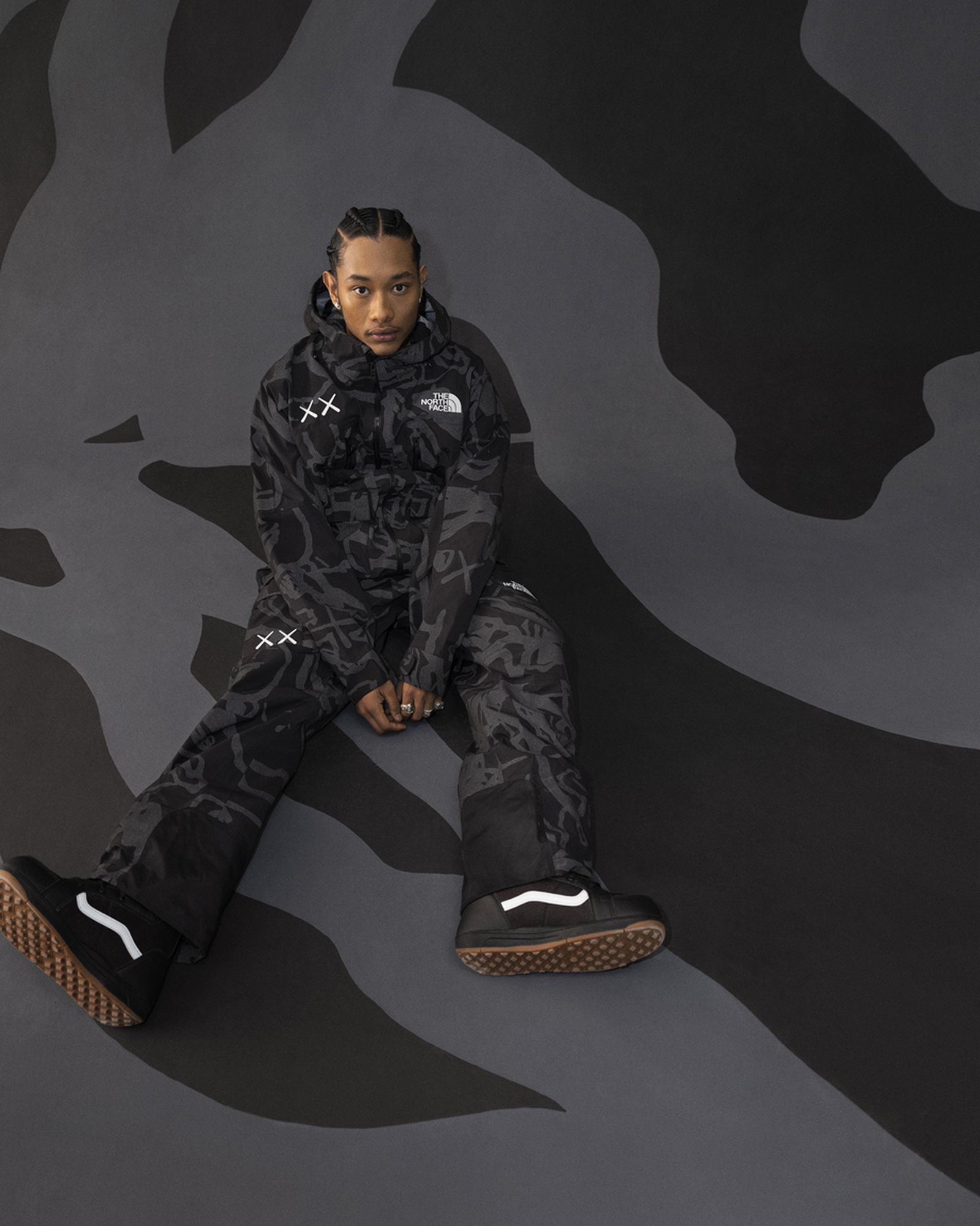 KAWS × The North Face 待望のコラボレーション | HIGHSNOBIETY.JP