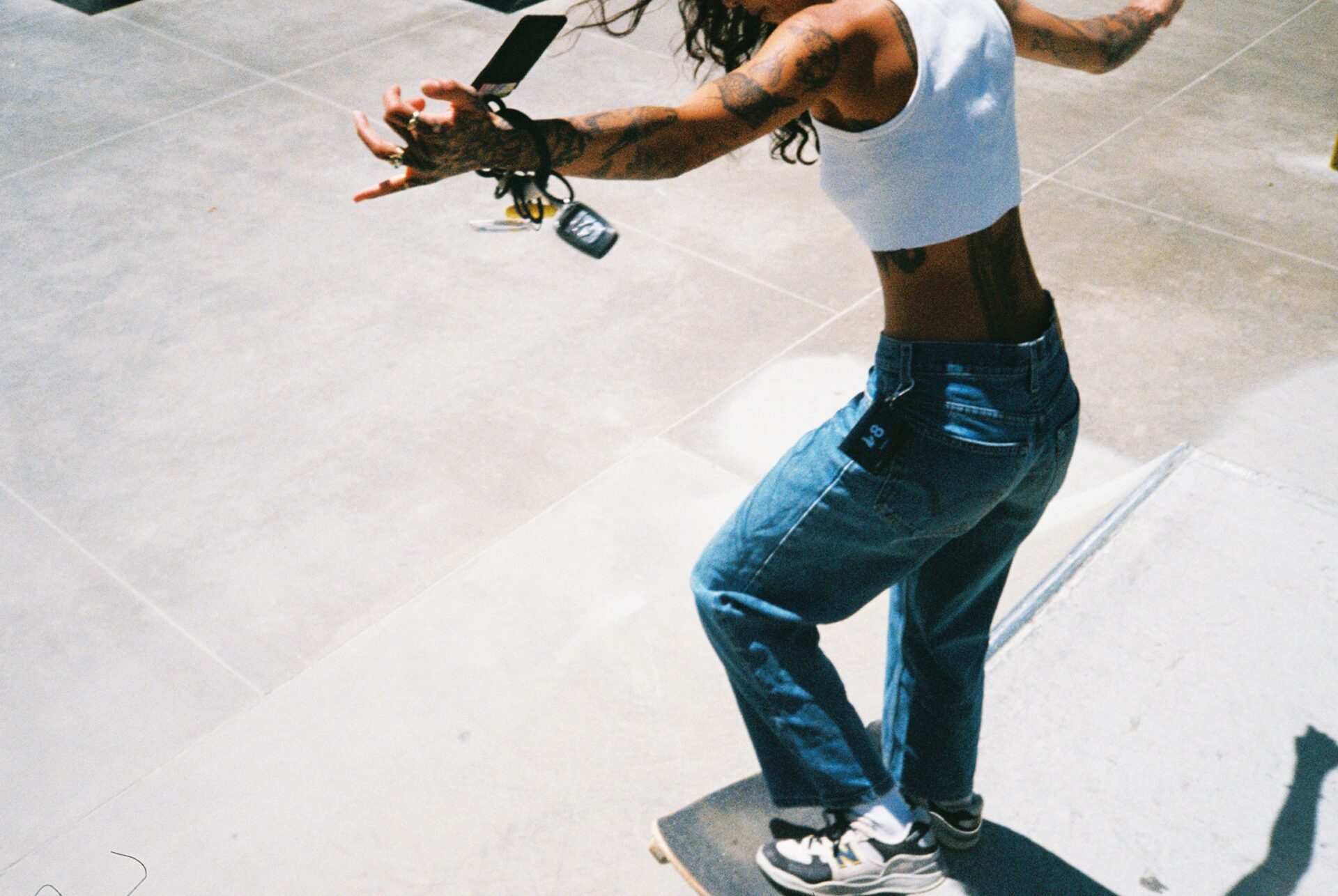 NANA⭐️ nana-nana × #FR2 うさぎモチーフのアイコニックなコラボアイテム発売