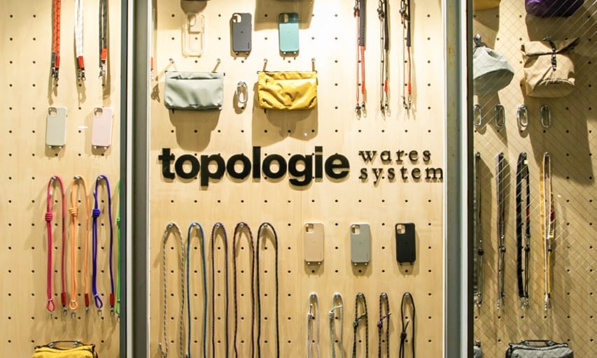 Topologieが日本初のフラッグシップショップオープン。KOCHÉとのコラボフォンケース発売も