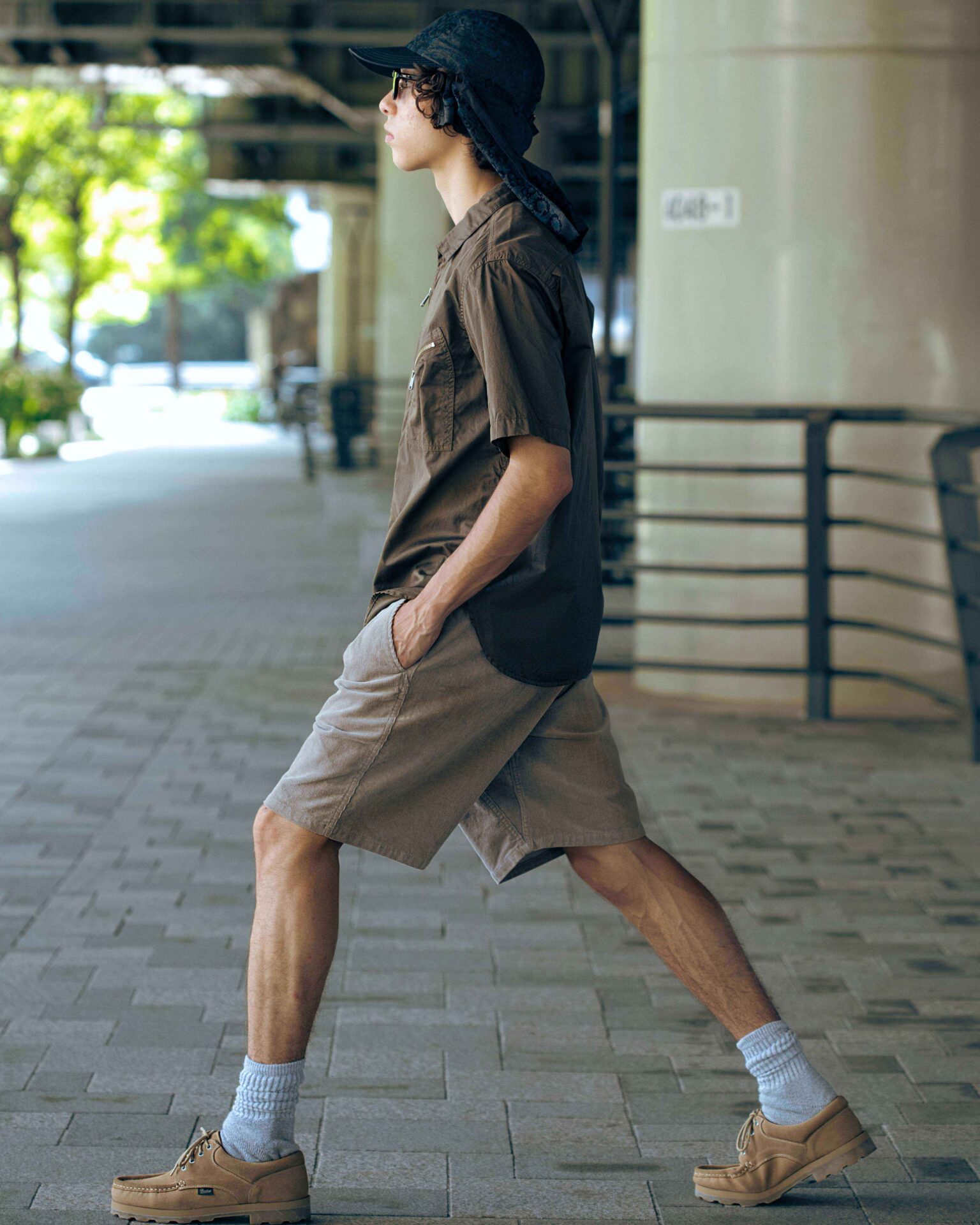 nonnative ×gramicci コーデュロイパンツ ノンネイティブ × 「グラミチ」新作、旧ロゴをあしらった