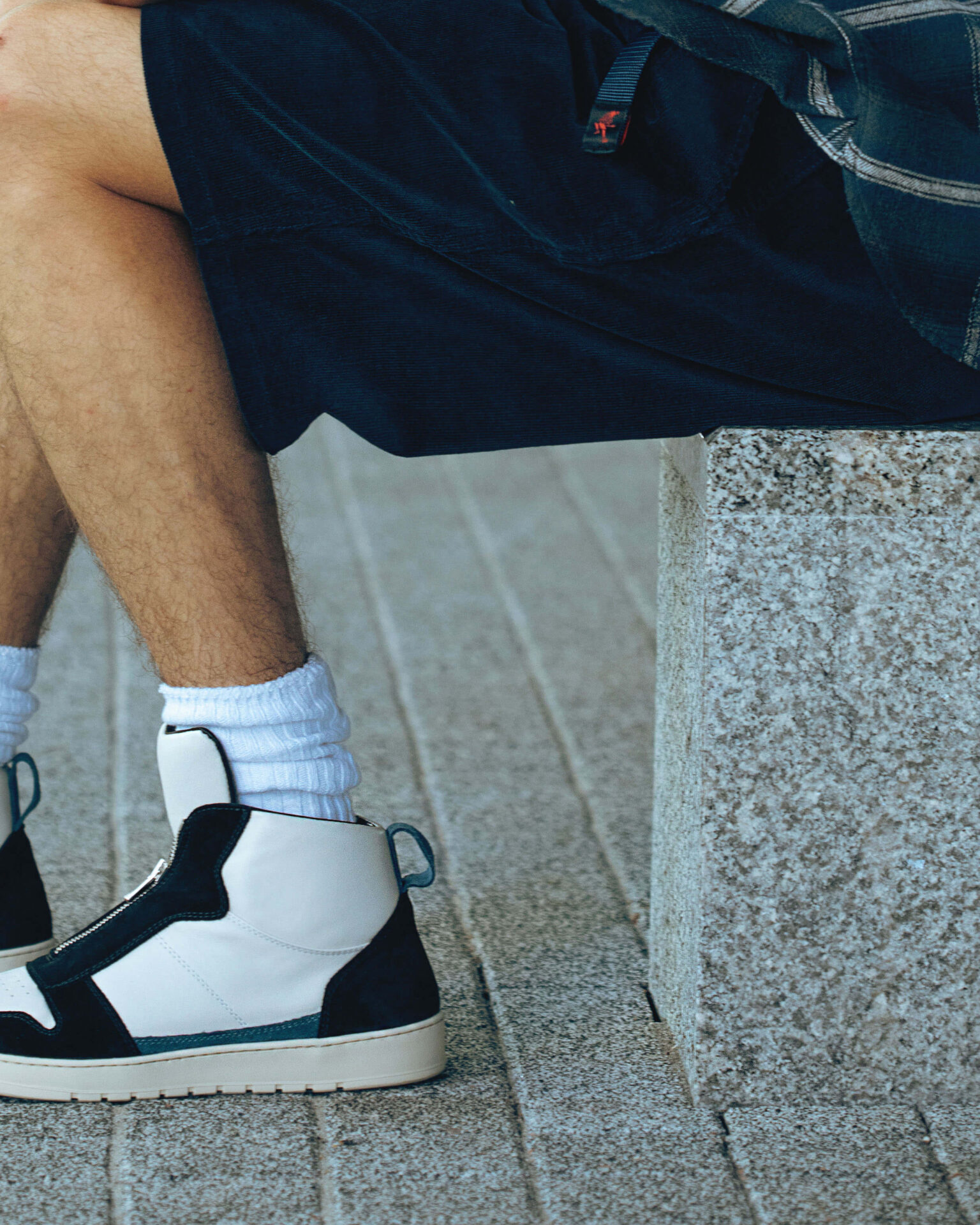 nonnative × GRAMICCI コーデュロイパンツに新色登場 | HIGHSNOBIETY