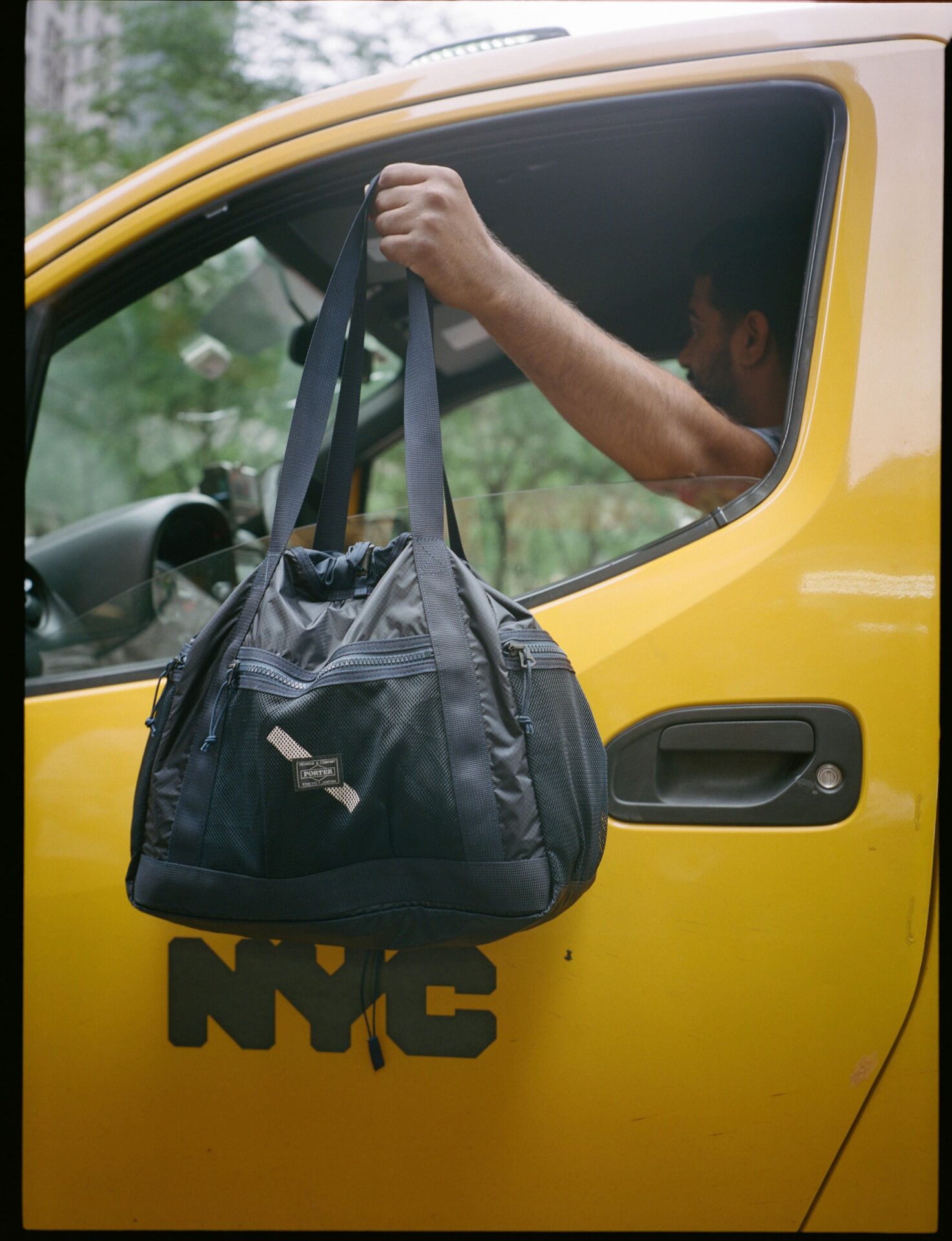 Saturdays NYC × PORTER、メッシュ素材の新作コラボバッグ発売 Saturdays NYC × PORTER、メッシュ素材の新作コラボバッグ発売