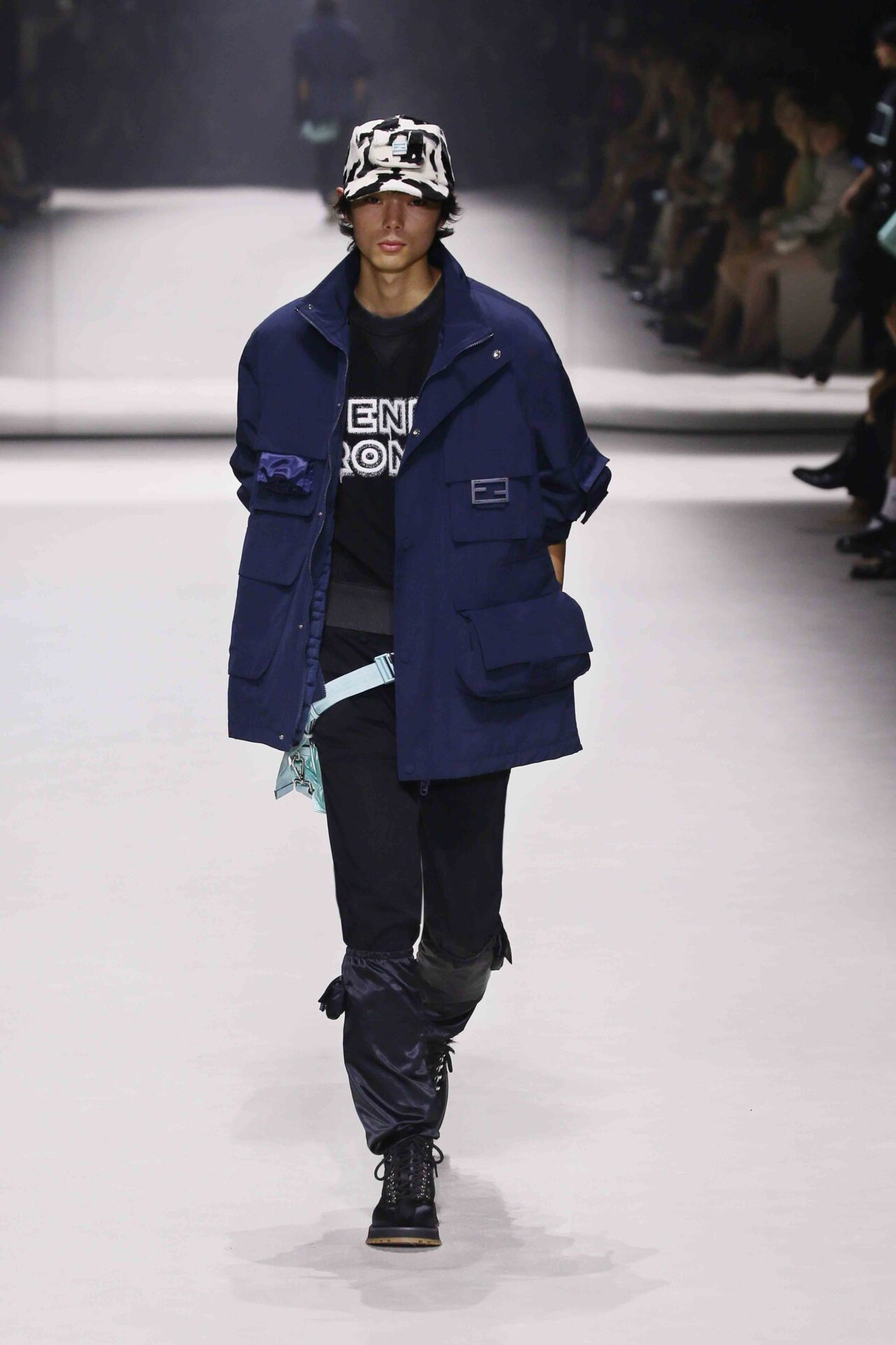 FENDI、「バゲット」25周年でランウェイショー MARC JACOBSらとコラボ