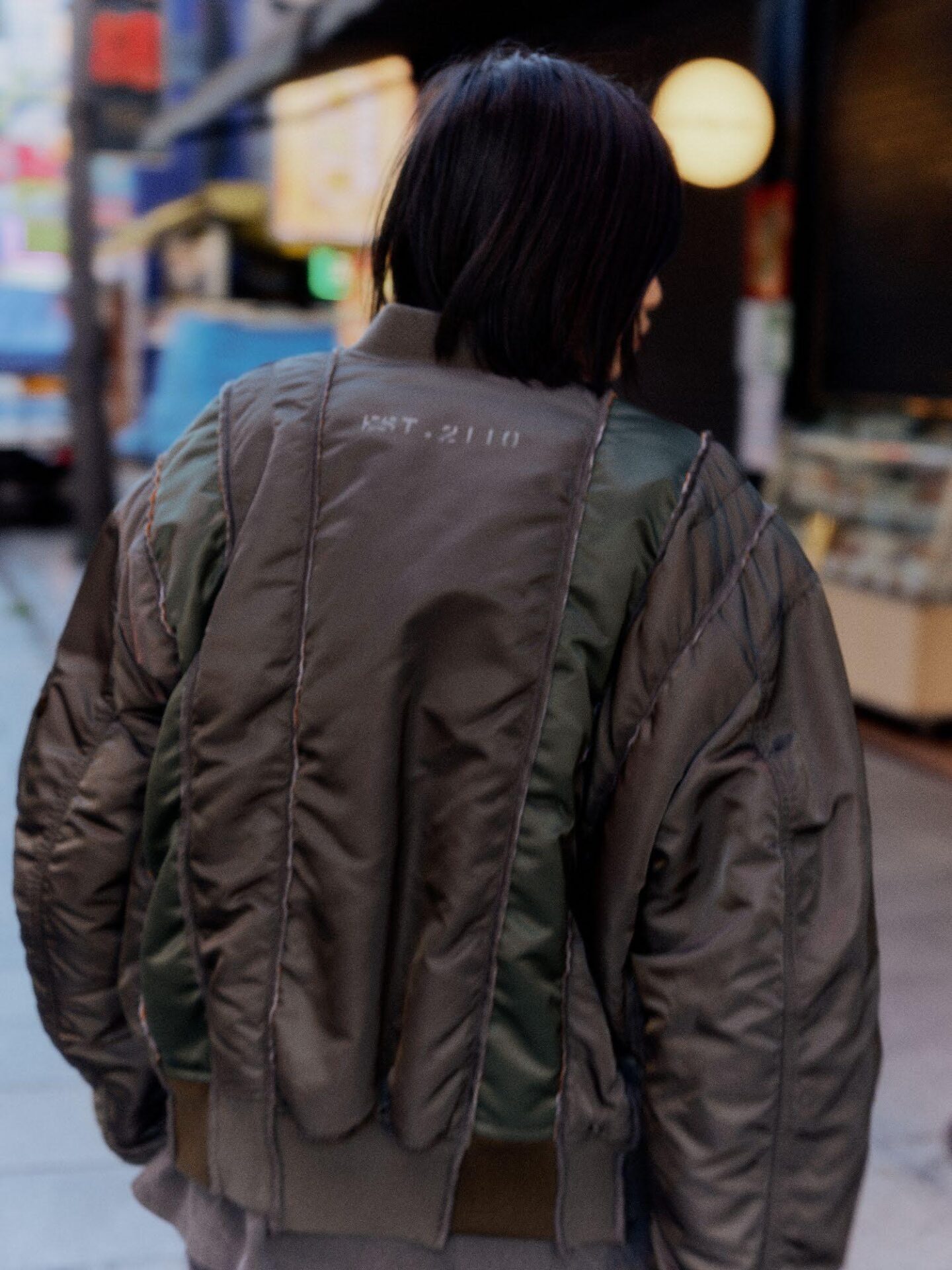 KURO、アルファ インダストリーズ公認のリメイクMA-1発売