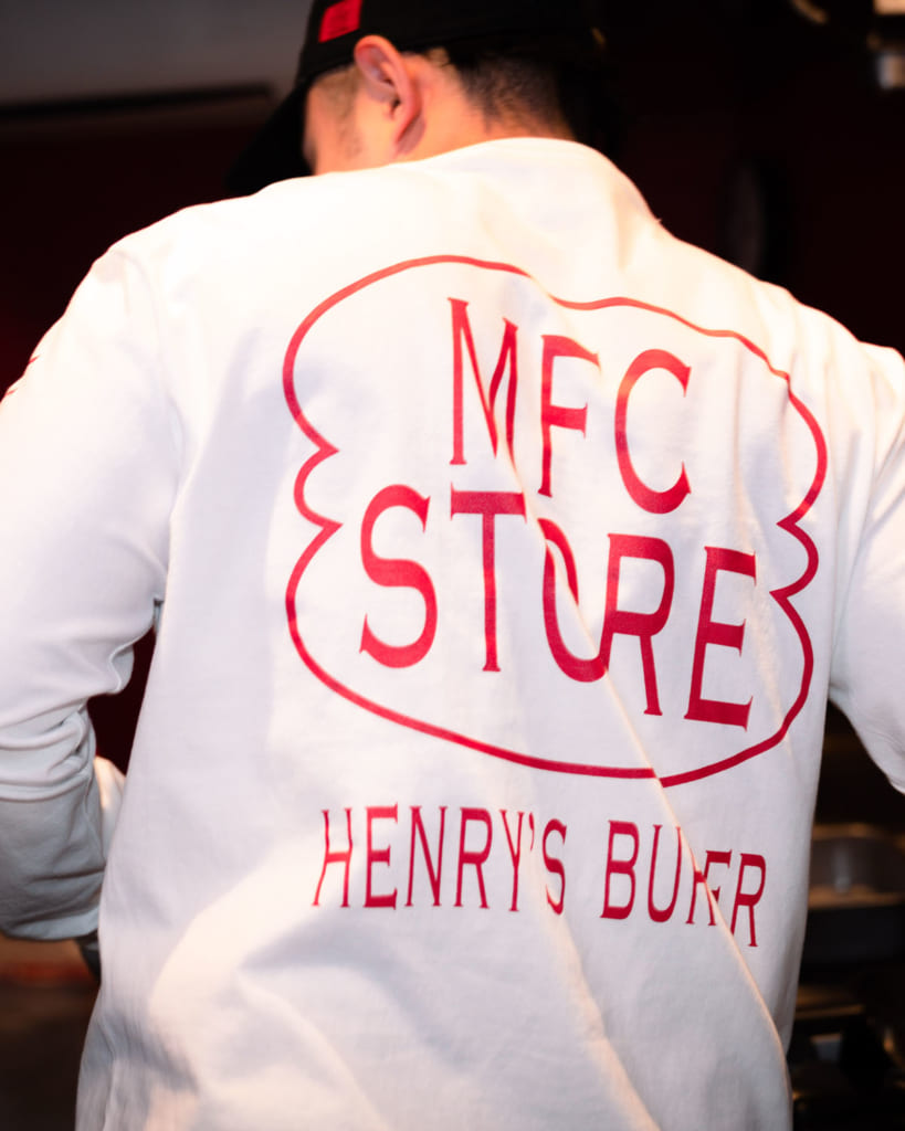 MFC STORE × HENRYʼS BURGER、コラボアイテム発売。ポップアップ開催も