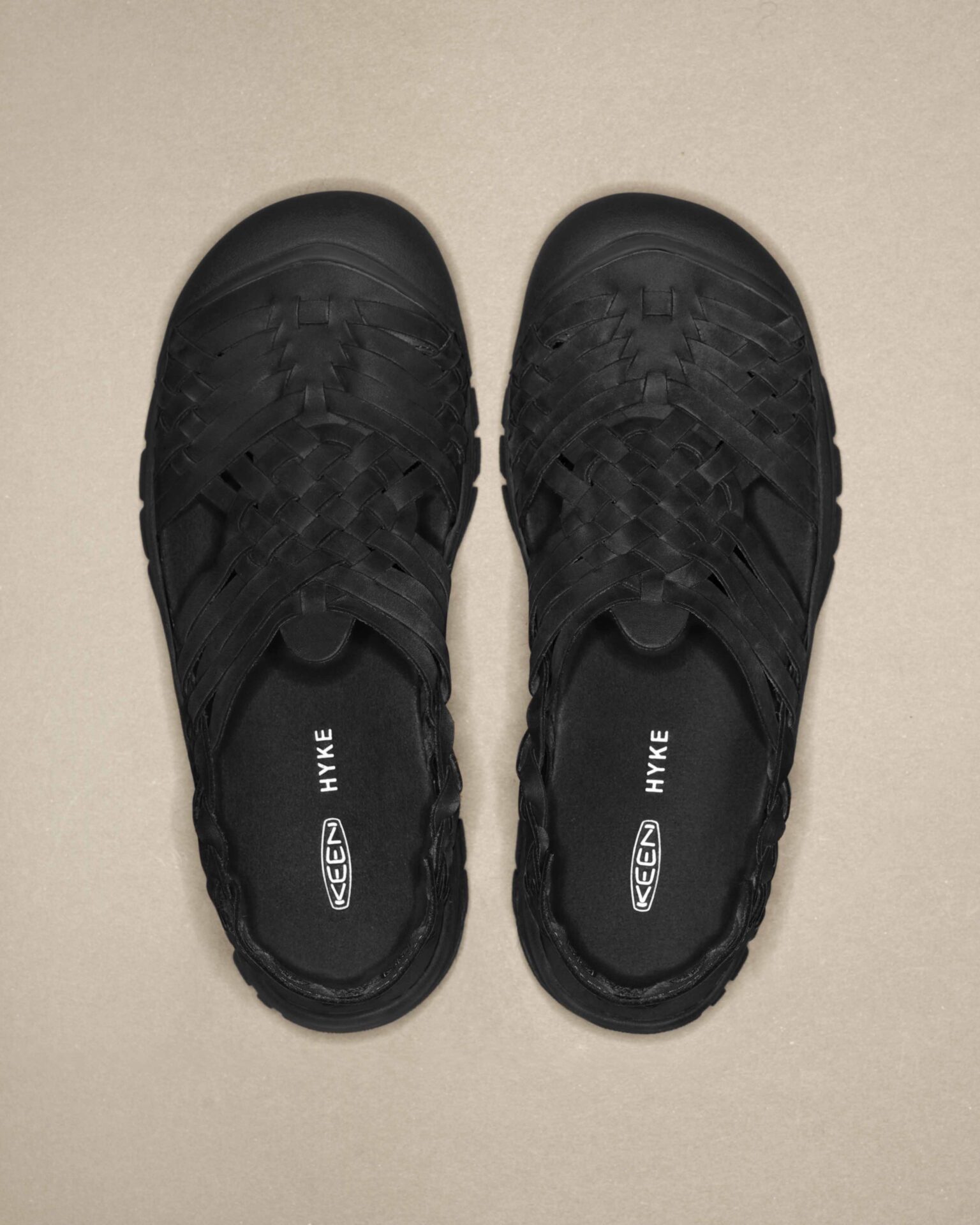 美品　試着のみ　KEEN×HYKE 　黒 ウィメンズ 防水ウィンターブーツ | フッドゼラ ネクシス