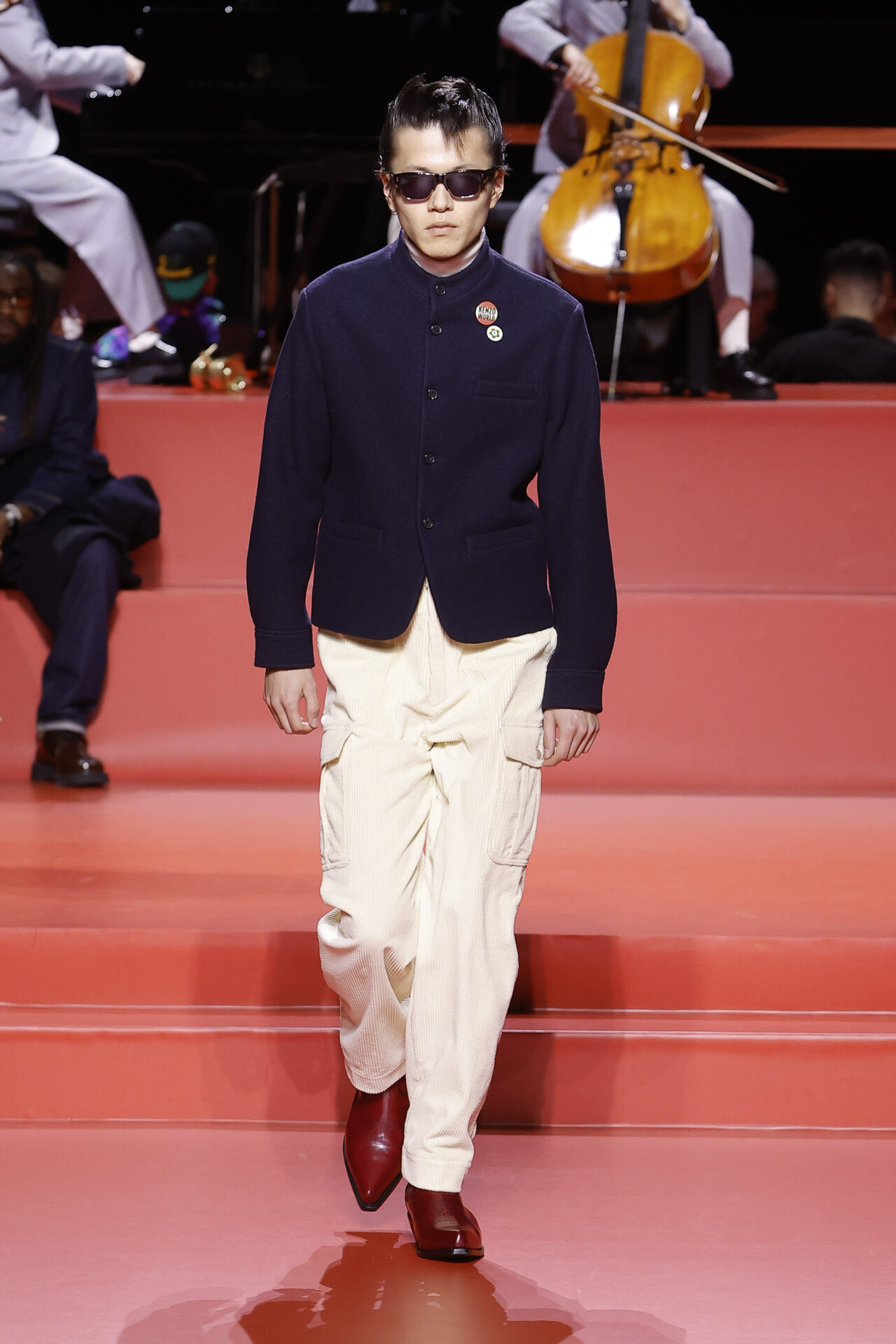 KENZO、2023年秋冬コレクションを発表。英国カルチャーや剣道着などに