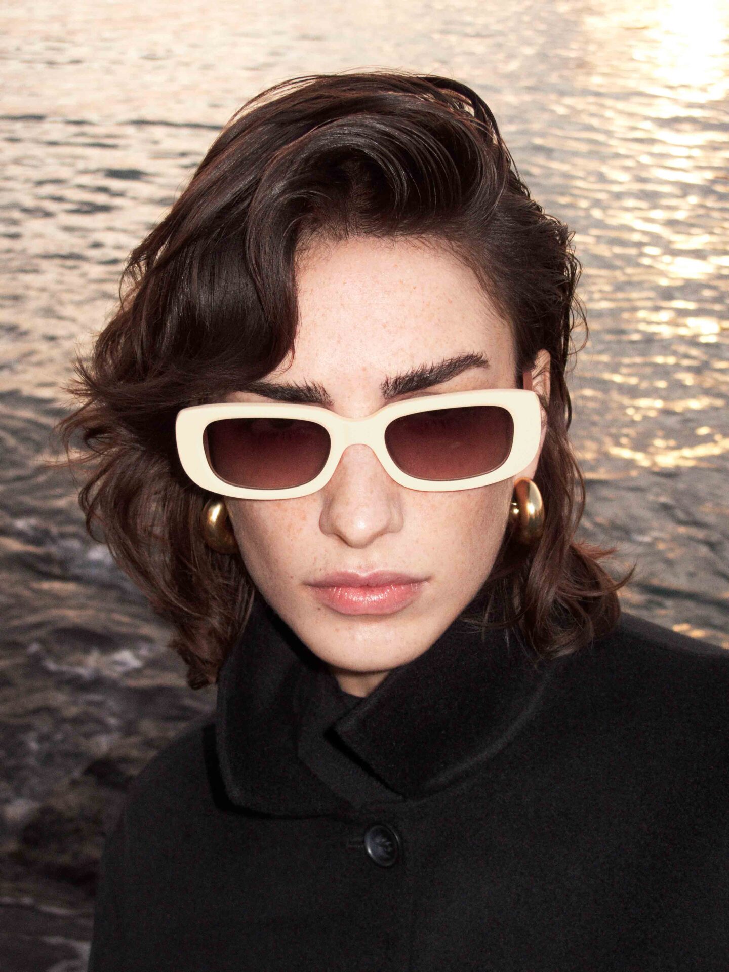 小物 COS x LINDA FARROW rectangle sunglasses COS × LINDA FARROW、日本初のアイウェアコレクション発売