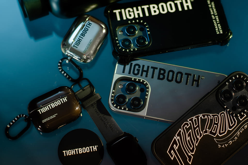 TIGHTBOOTH × CASETiFY、スケートボーダーに着想したコラボアイテム