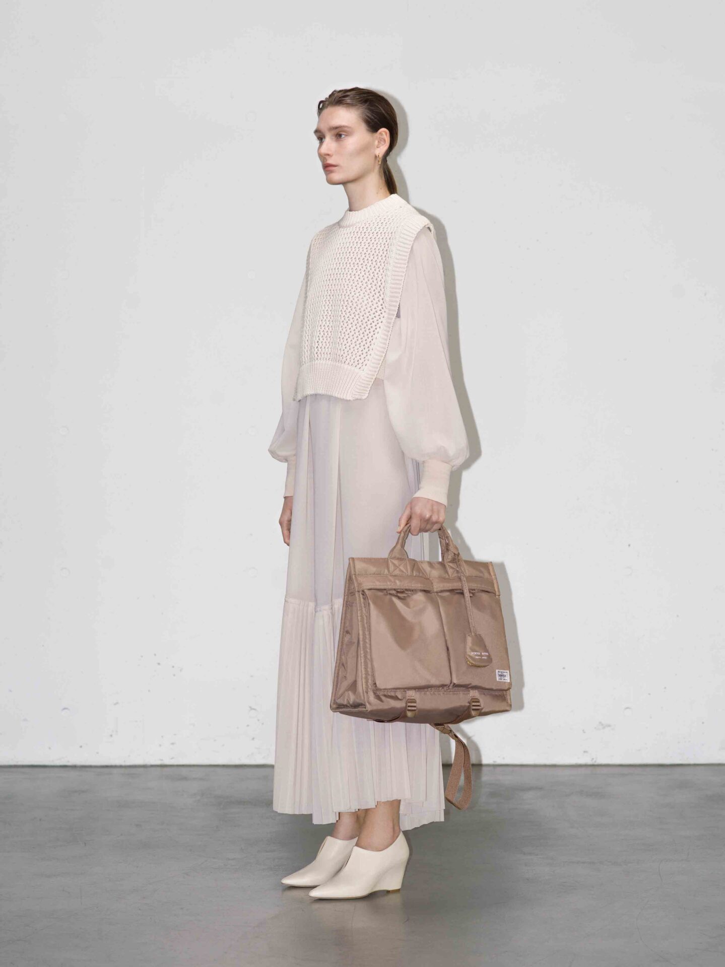 ポーターハイクコラボバック☆ベージュ PORTER × HYKE、コラボアイテム第3弾発売 | HIGHSNOBIETY.JP