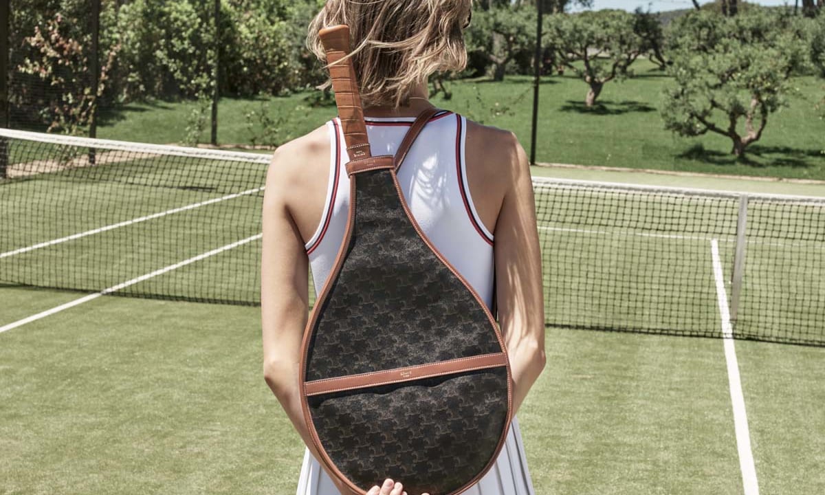 CELINE 2023年春夏、テニスウェアに着想した「テニス」コレクション発売