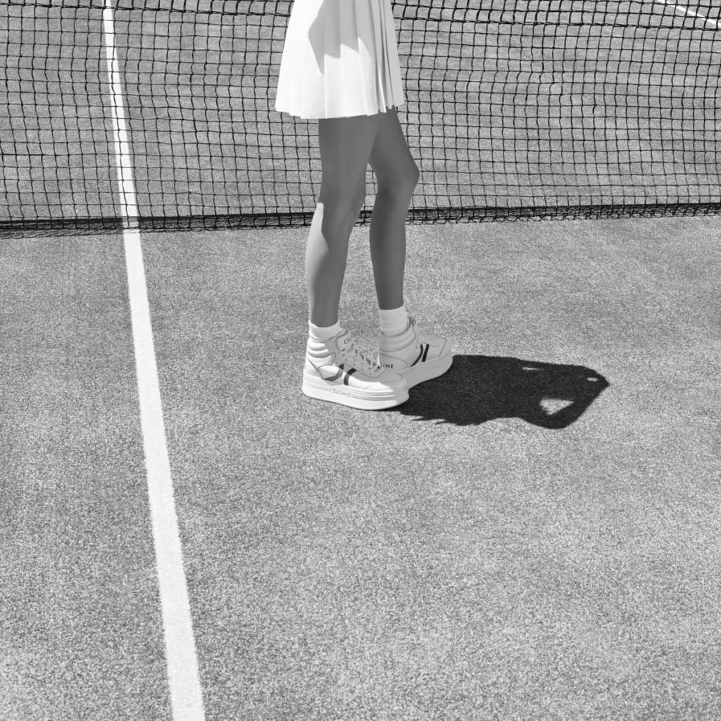 CELINE 2023年春夏、テニスウェアに着想した「テニス」コレクション