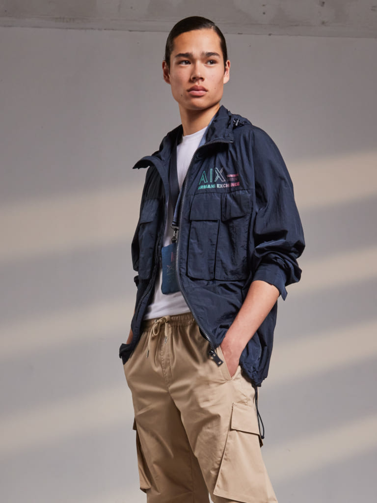 A|X ARMANI EXCHANGE、2023年春夏新作「Summer Beats」発売。野外